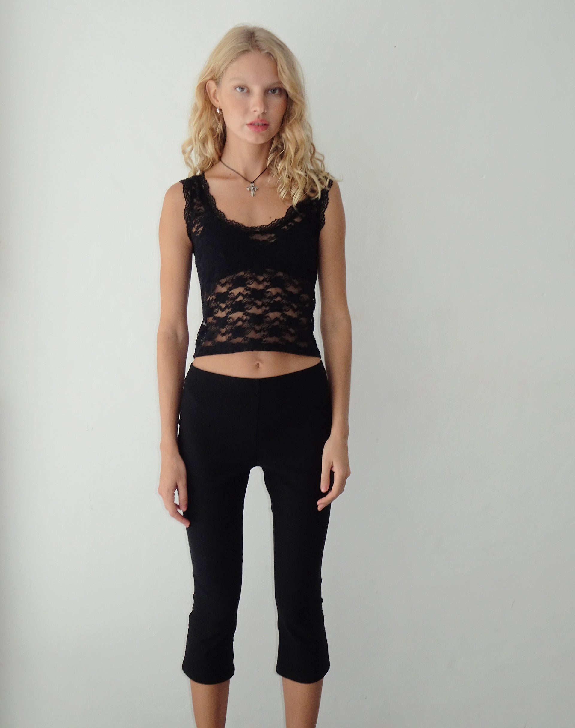imagen de Tahoa Lace Vest en Negro