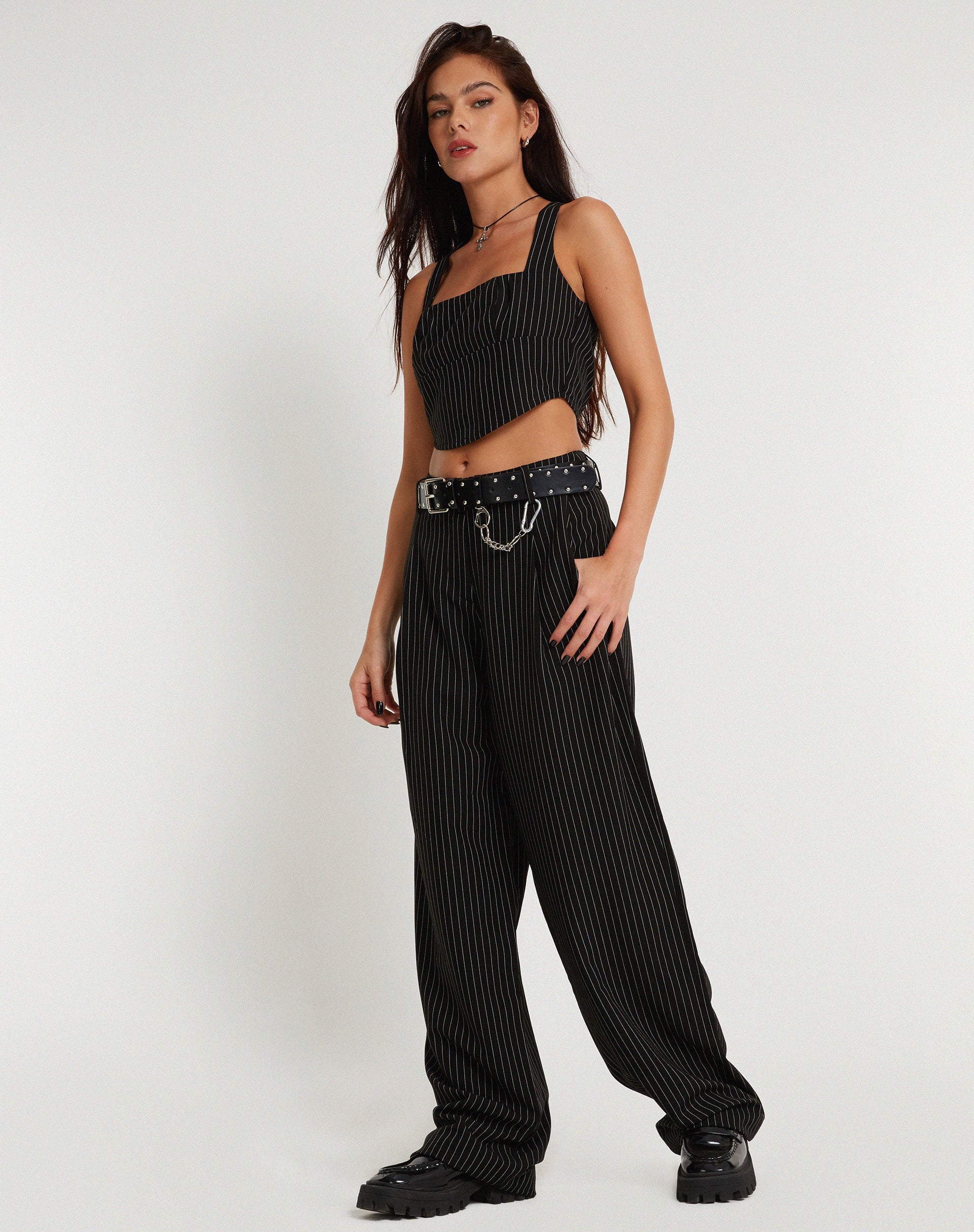Imagen de Saskira Pantalón de pata ancha a rayas negro