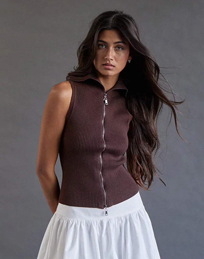Camiseta de tirantes Tarni de cuello alto y doblada en marrón