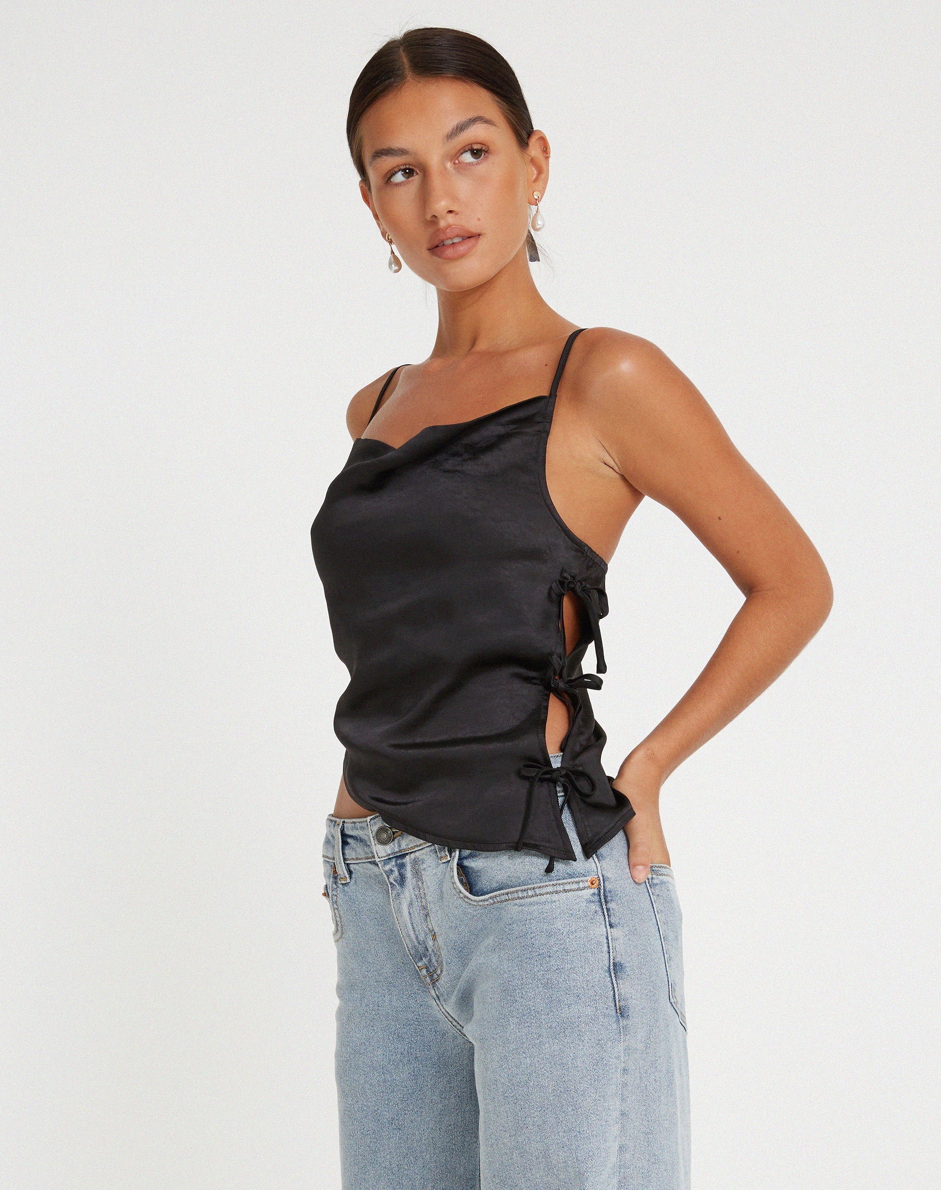 imagen de TIMBIS TOP SATIN NEGRO