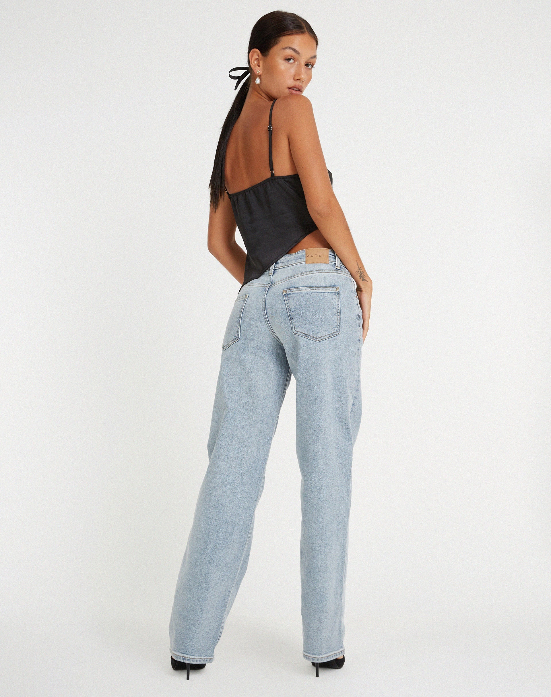 imagen de TIMBIS TOP SATIN NEGRO