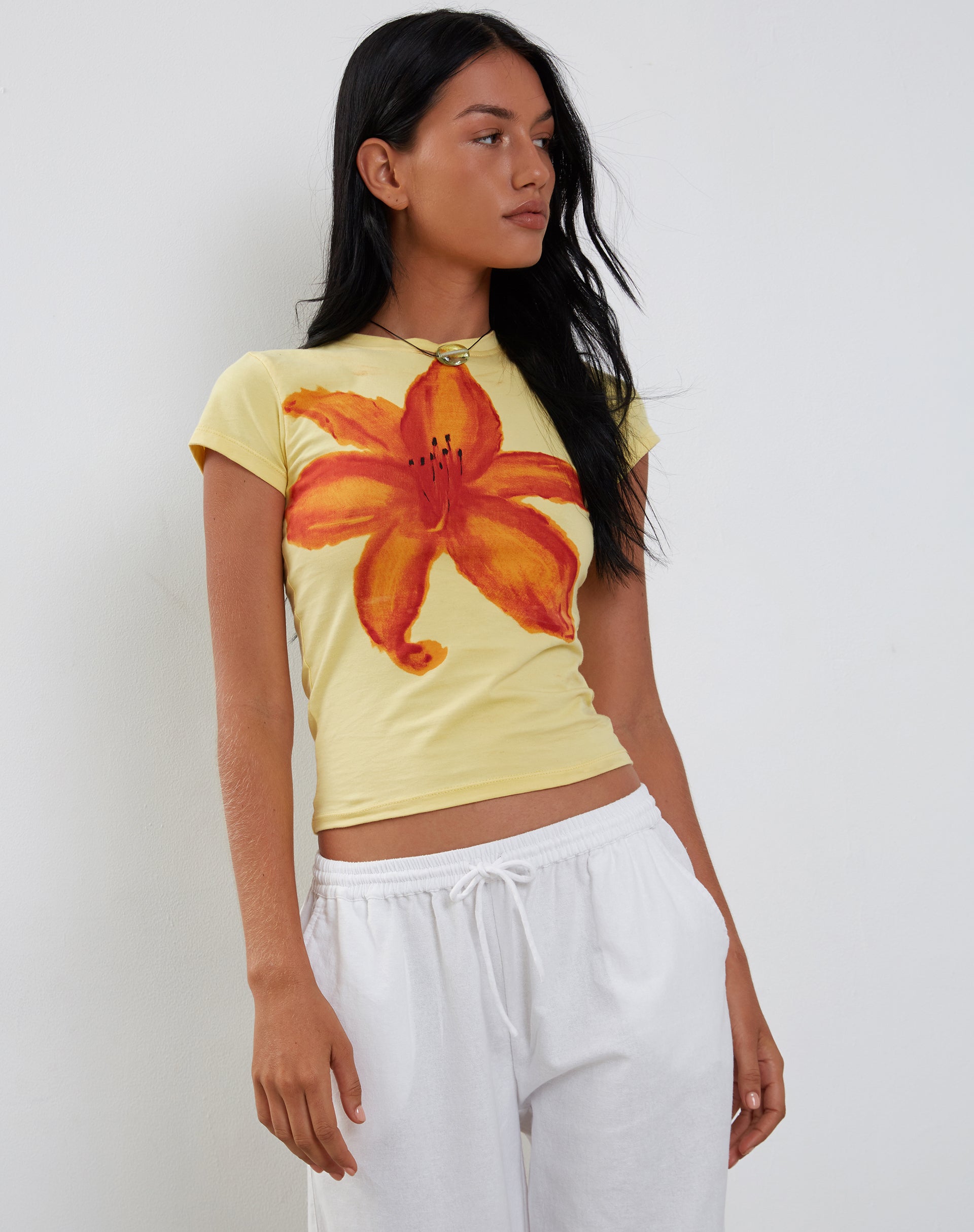 imagen de Tiona Baby Tee in Lemonade with Summer Flower Print