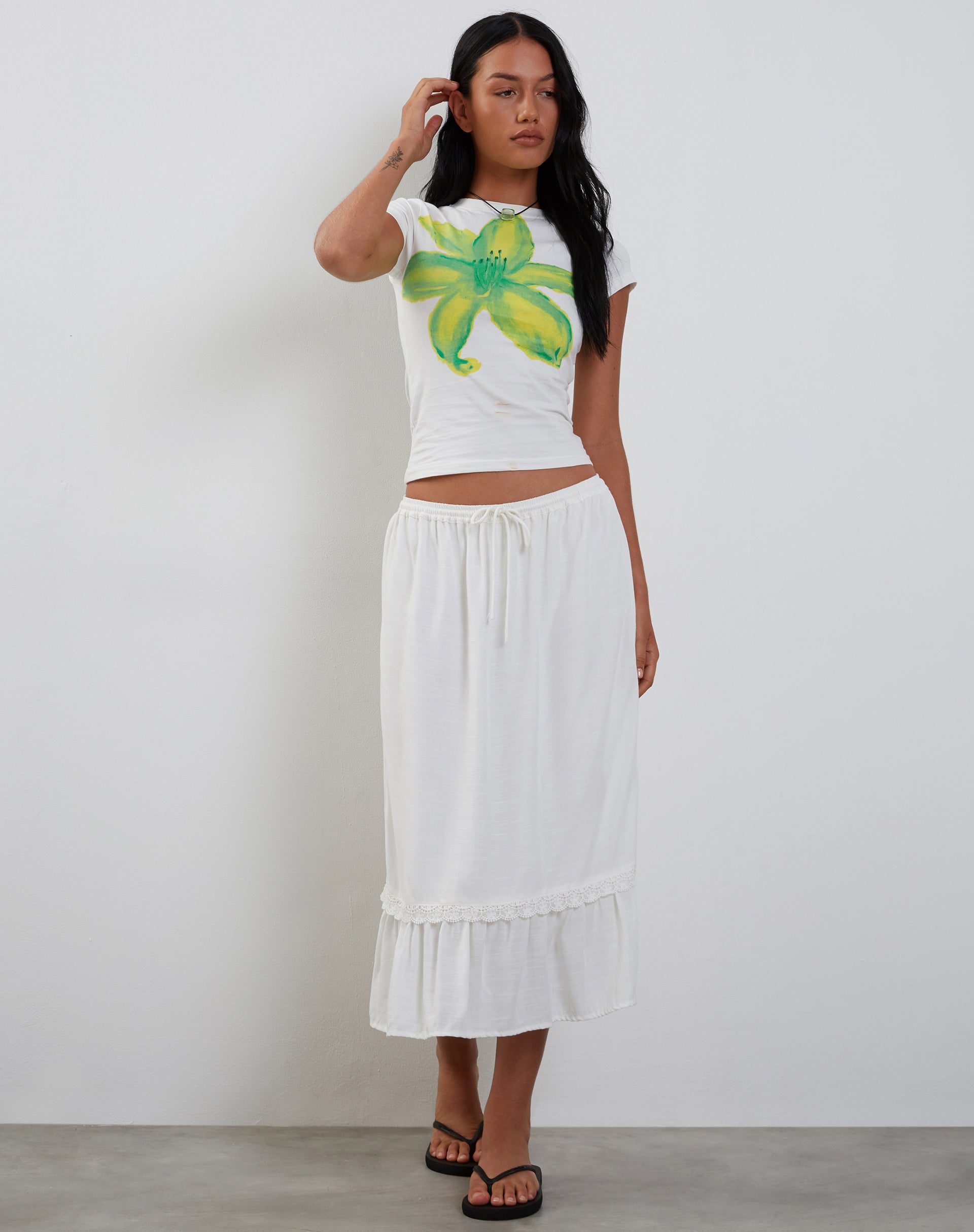 Imagen de Tiona Camiseta estampada Flor de verano Lima