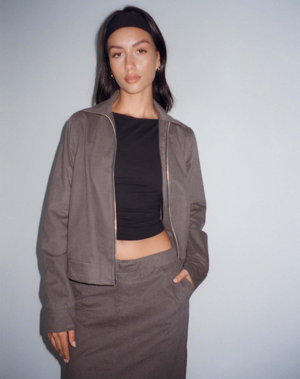 Chaqueta Tumbas Gris Oscuro