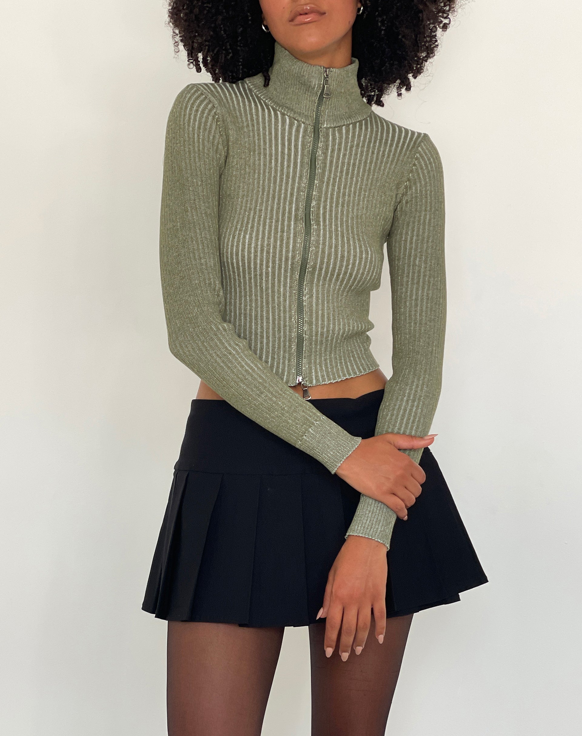 Imagen de Tuzifa Cropped Jumper en Oliva