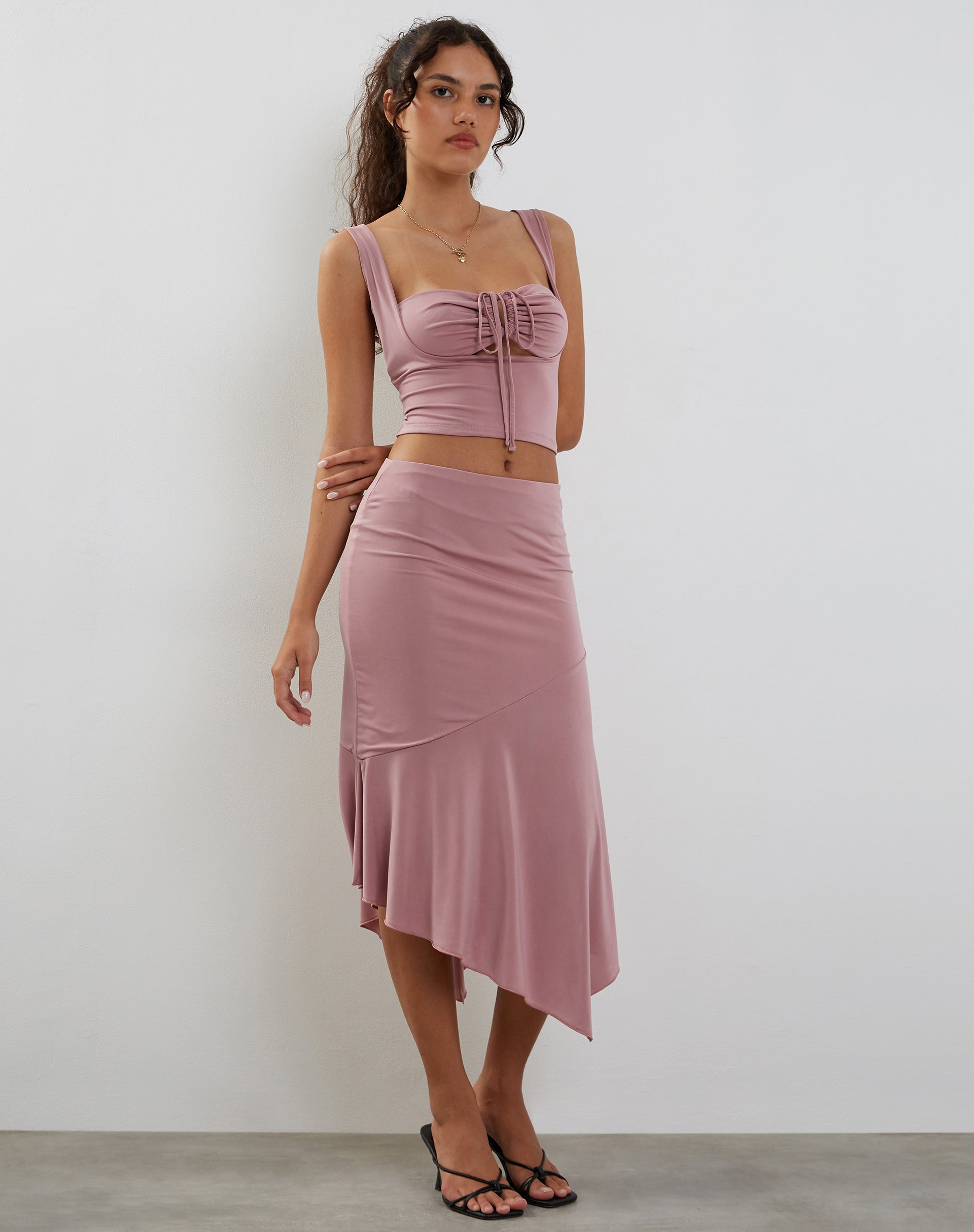 Imagen de Cinta Falda midi de cintura baja en rosa empolvado