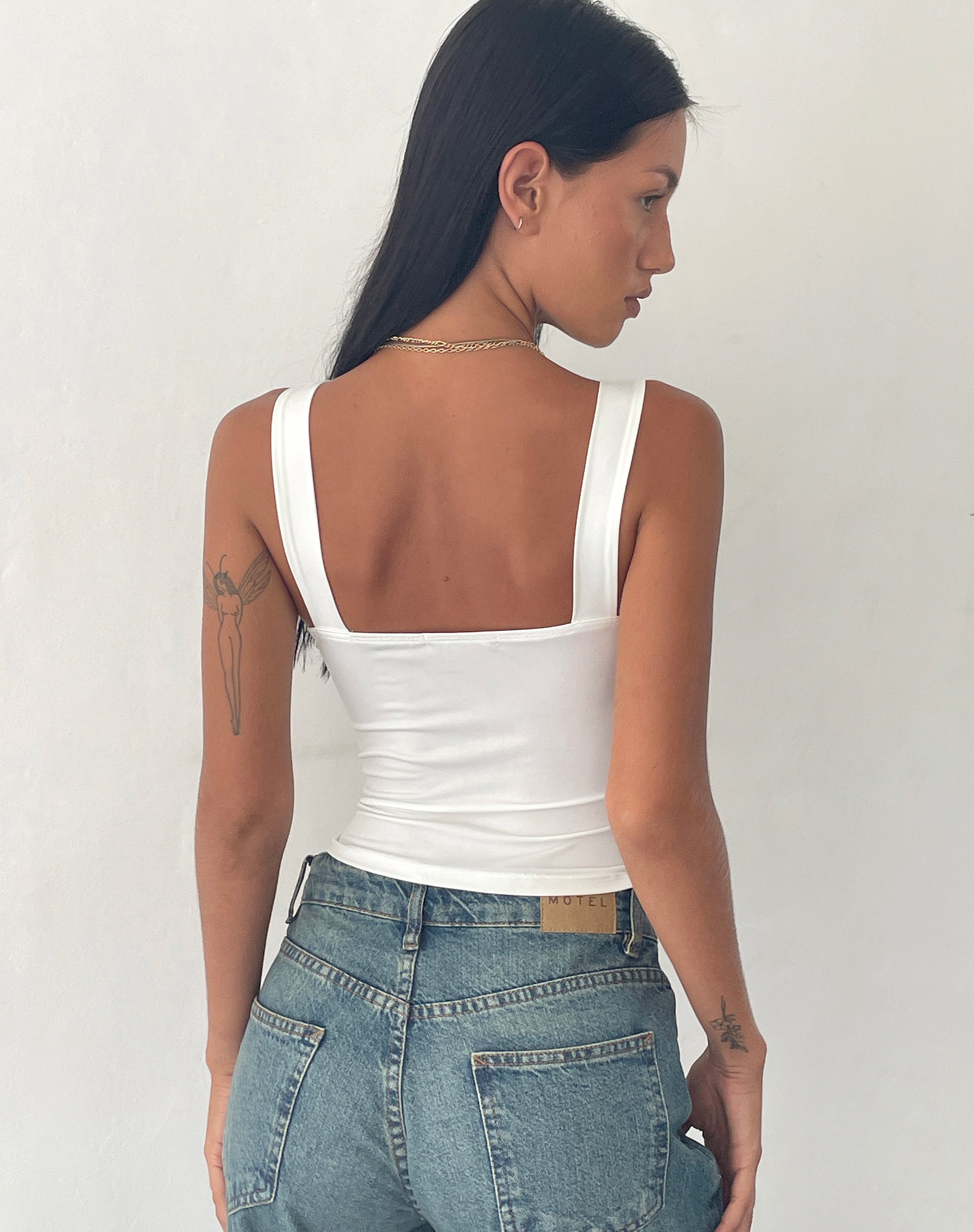 Imagen de Ulani Crop Top en marfil