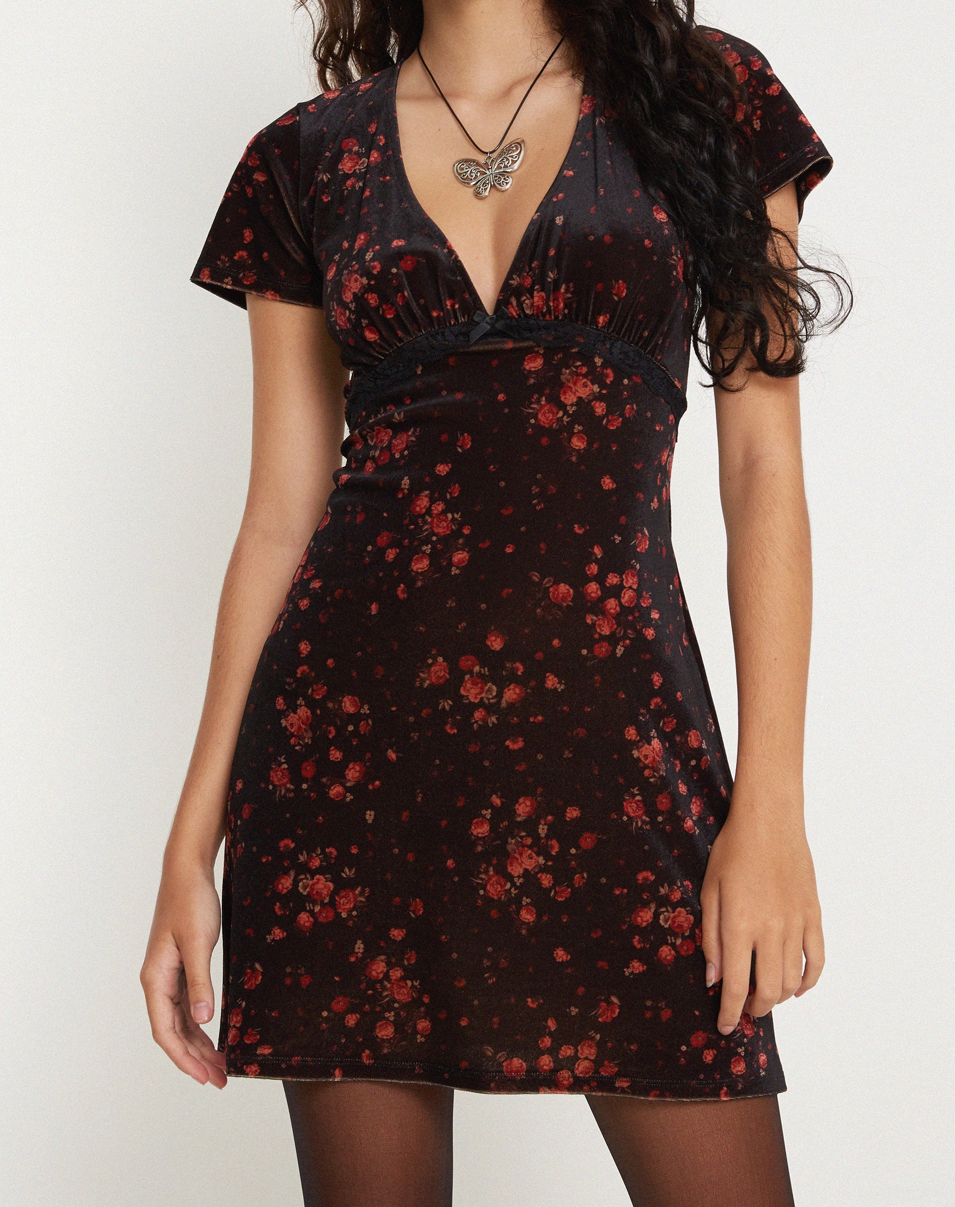 Imagen de Vania Mini Dress in Rose Cluster Velvet