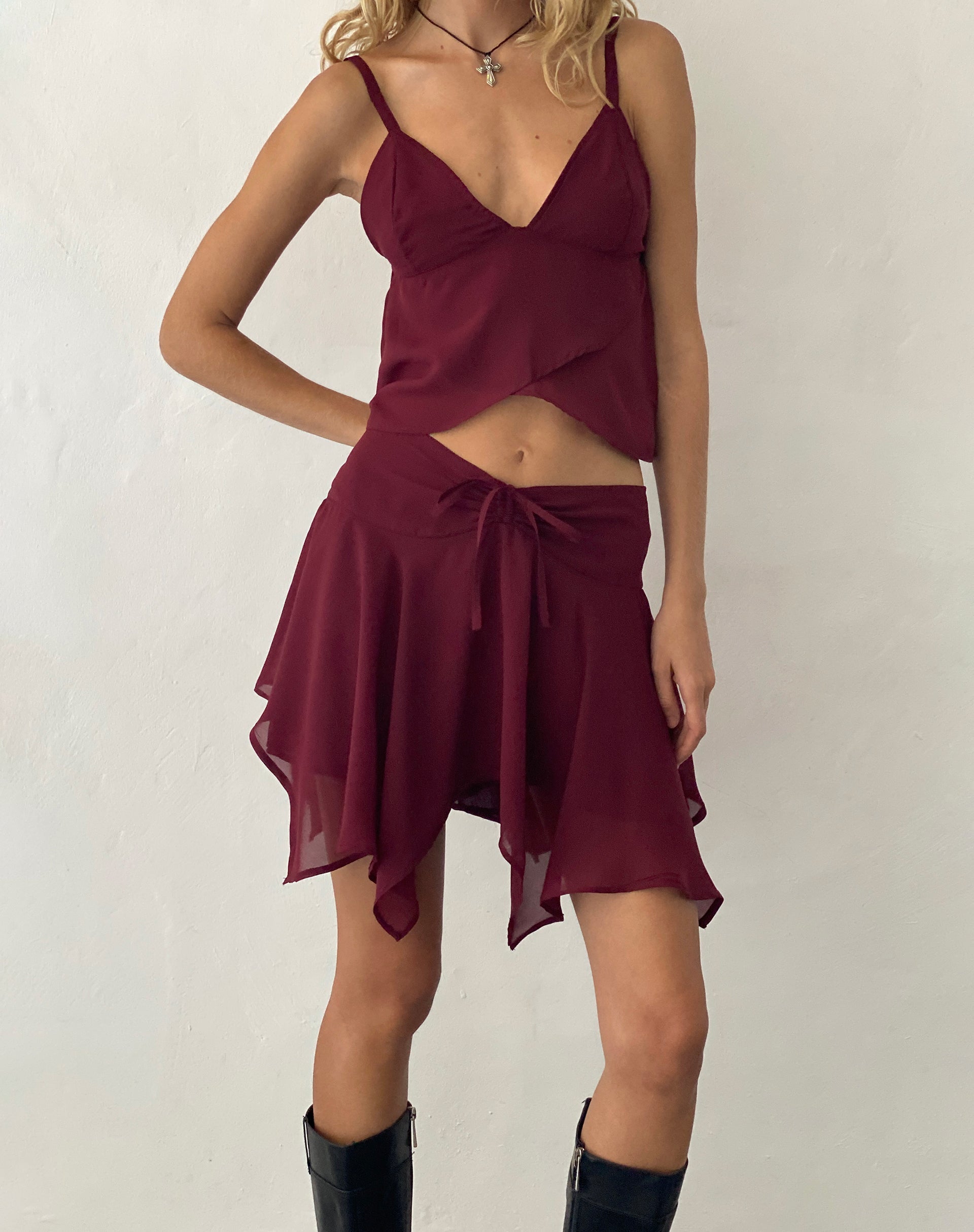 Imagen de Veny Minifalda de gasa Oxblood