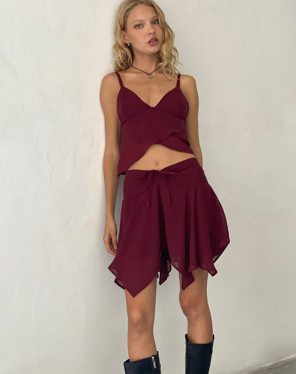 Minifalda Veny en gasa Oxblood