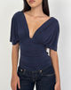 Imagen del top Vernia Plunge Batwing en cupro azul marino.