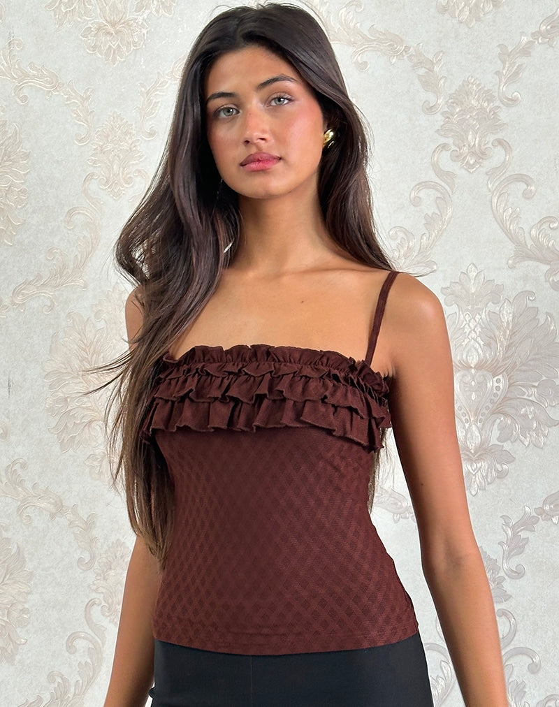 Imagen de Wendy Ruffle Cami Top en Argyle Mesh Marrón
