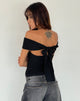 Imagen de Wilda Bardot Bow Back Top de punto Negro