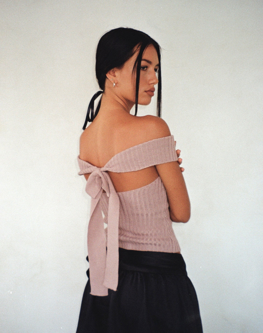Top Wilda Bardot con Lazo en Punto Blush