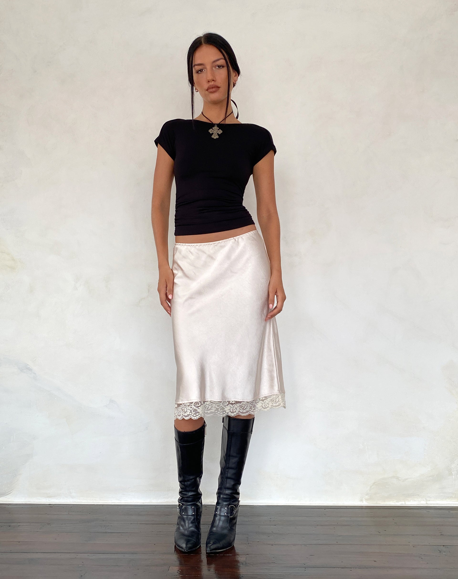 Imagen de Xareni Ruched Backless Top in Black