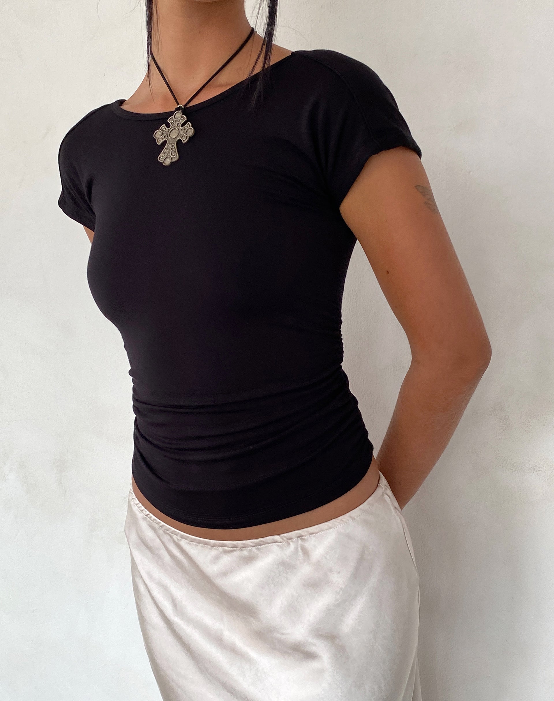 Imagen de Xareni Ruched Backless Top in Black