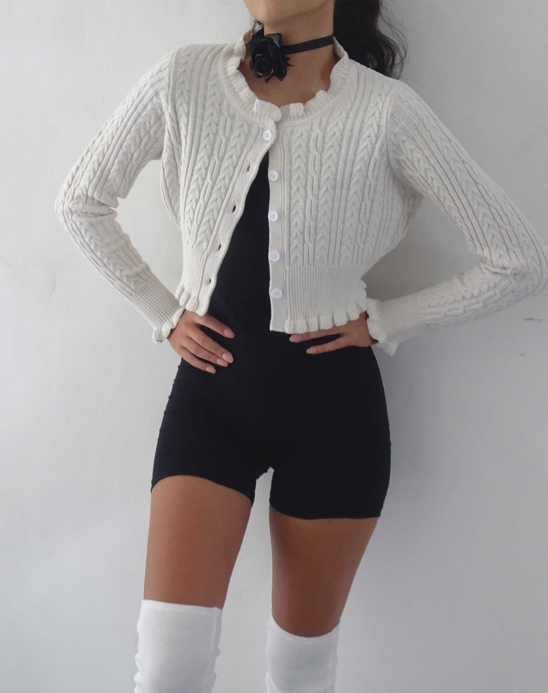 Imagen de Yasona Button Up Cardi en marfil