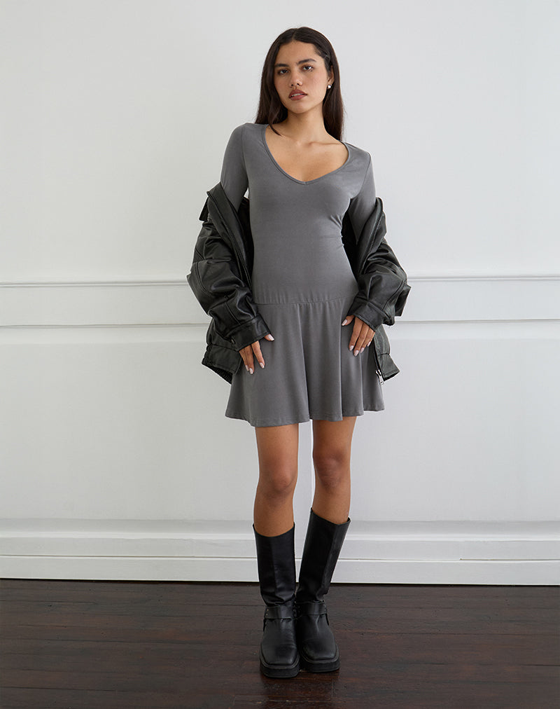 Imagen de Yauri Minivestido de manga larga en cupro gris