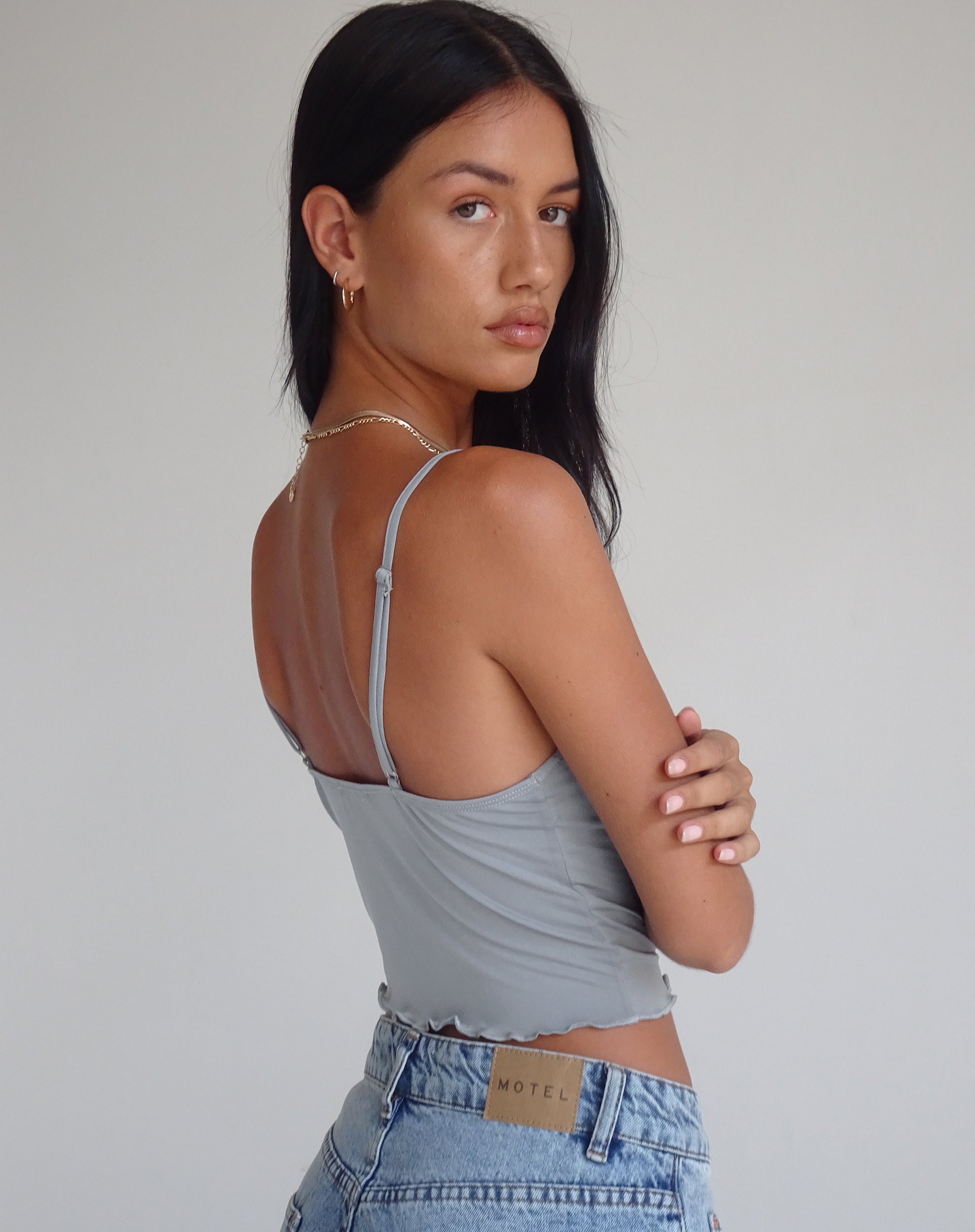 Imagen de Yenika Cami Top en Slinky Grey