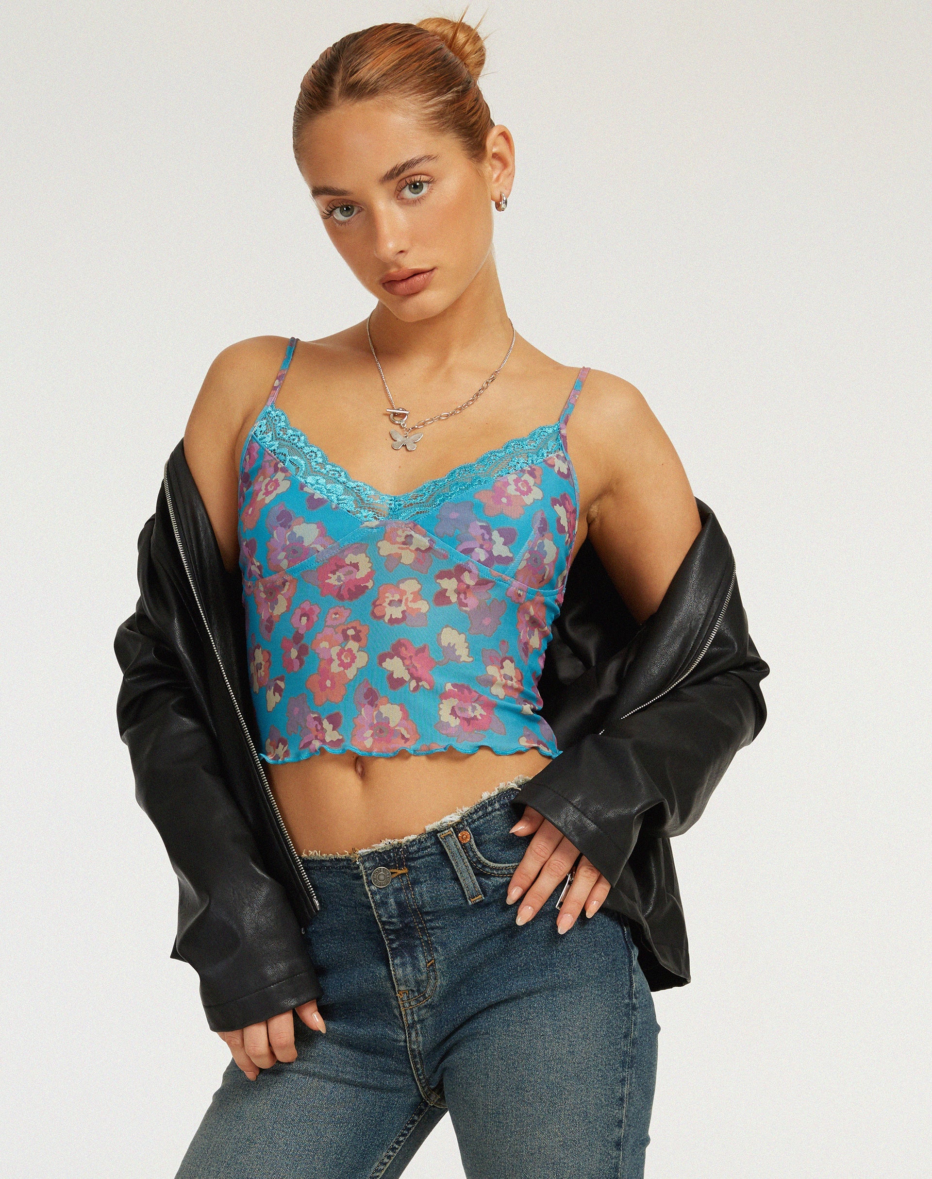 imagen de Yenika Crop Top en Azul Floral Contraste