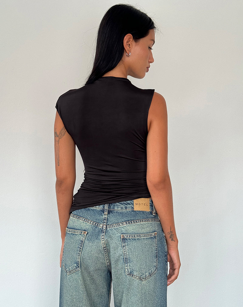 Imagen de Yeseo Tank Slinky Top en Negro