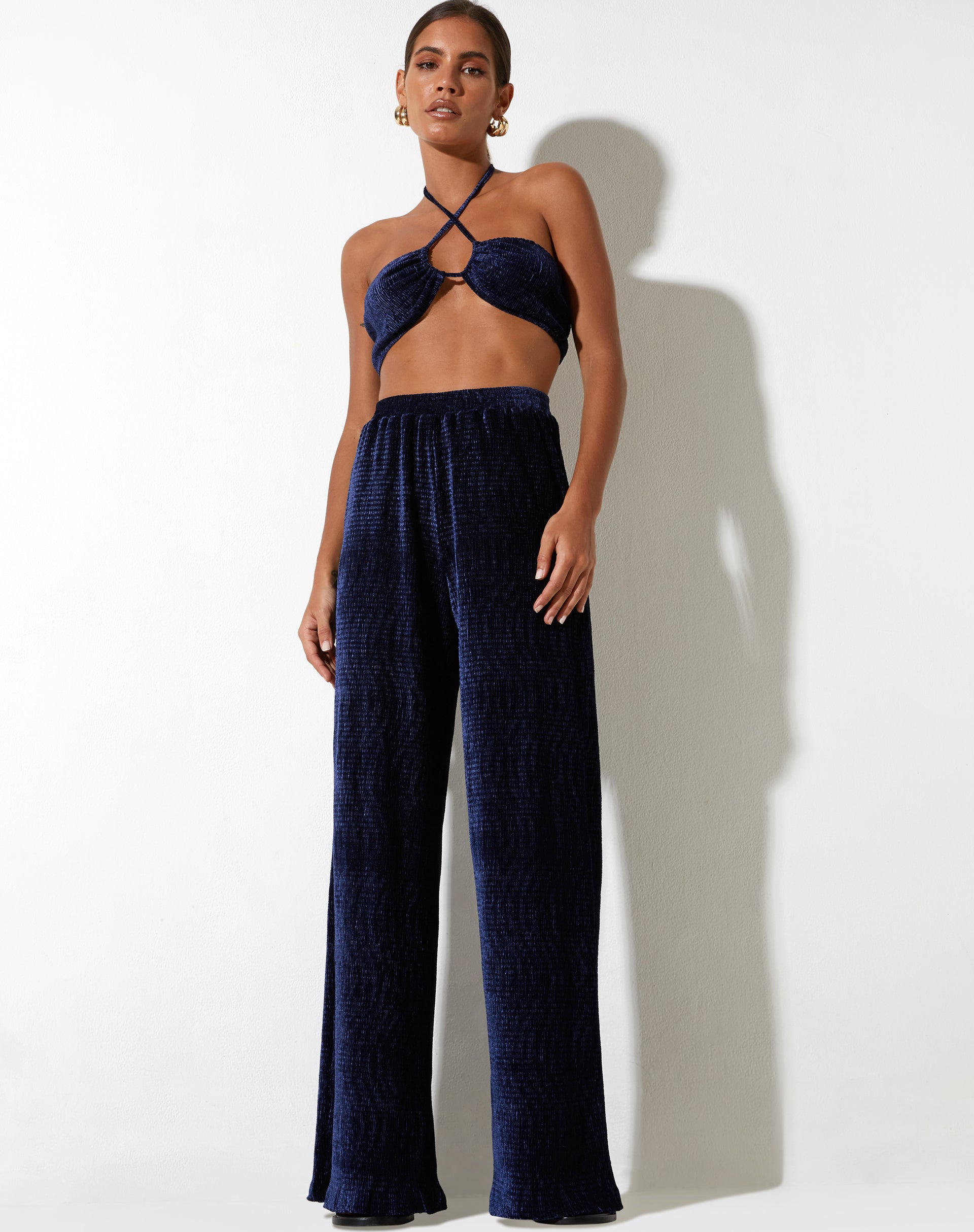 imagen de Yessa Crop Top en Terciopelo Azul Marino