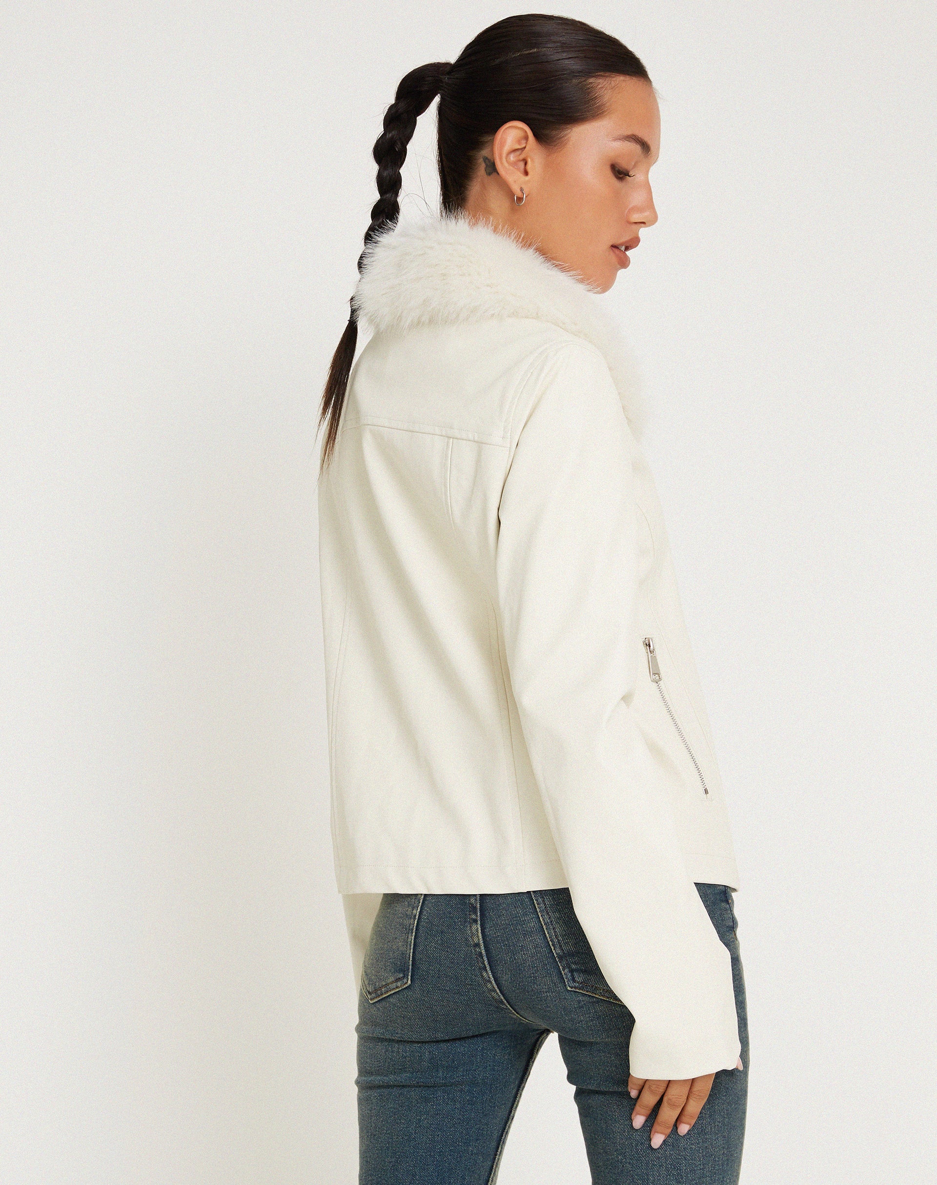 imagen de Yindo Zip Up Jacket en PU Blanco