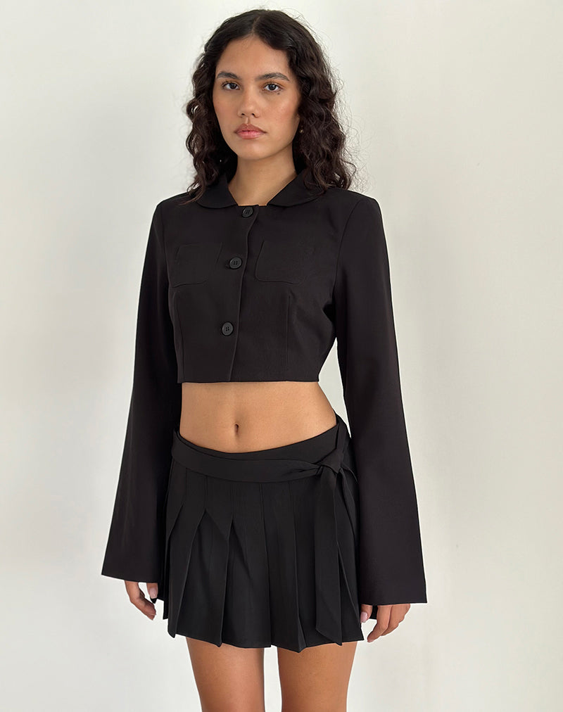 Chaqueta recortada Zaviya en negro