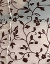Bandada de flores de tallo marrón