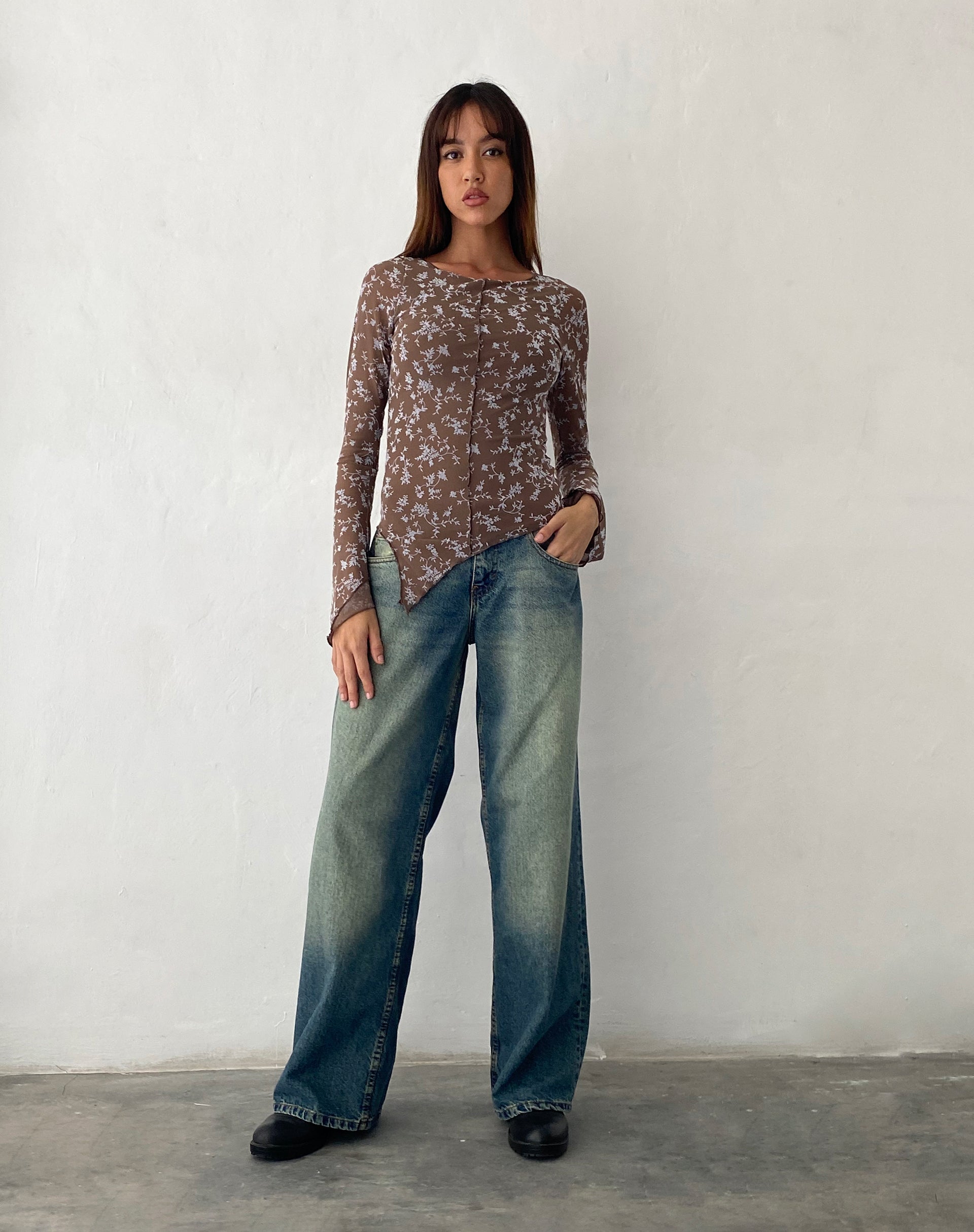 Imagen de Zest Top de malla de manga larga en Botanist Flock Dark Taupe