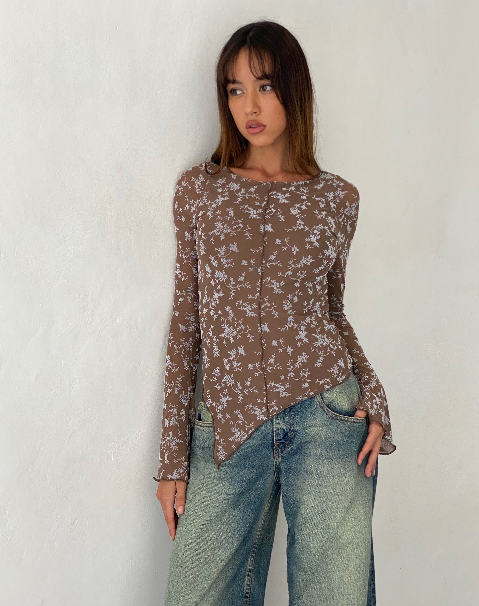 Imagen de Zest Top de malla de manga larga en Botanist Flock Dark Taupe