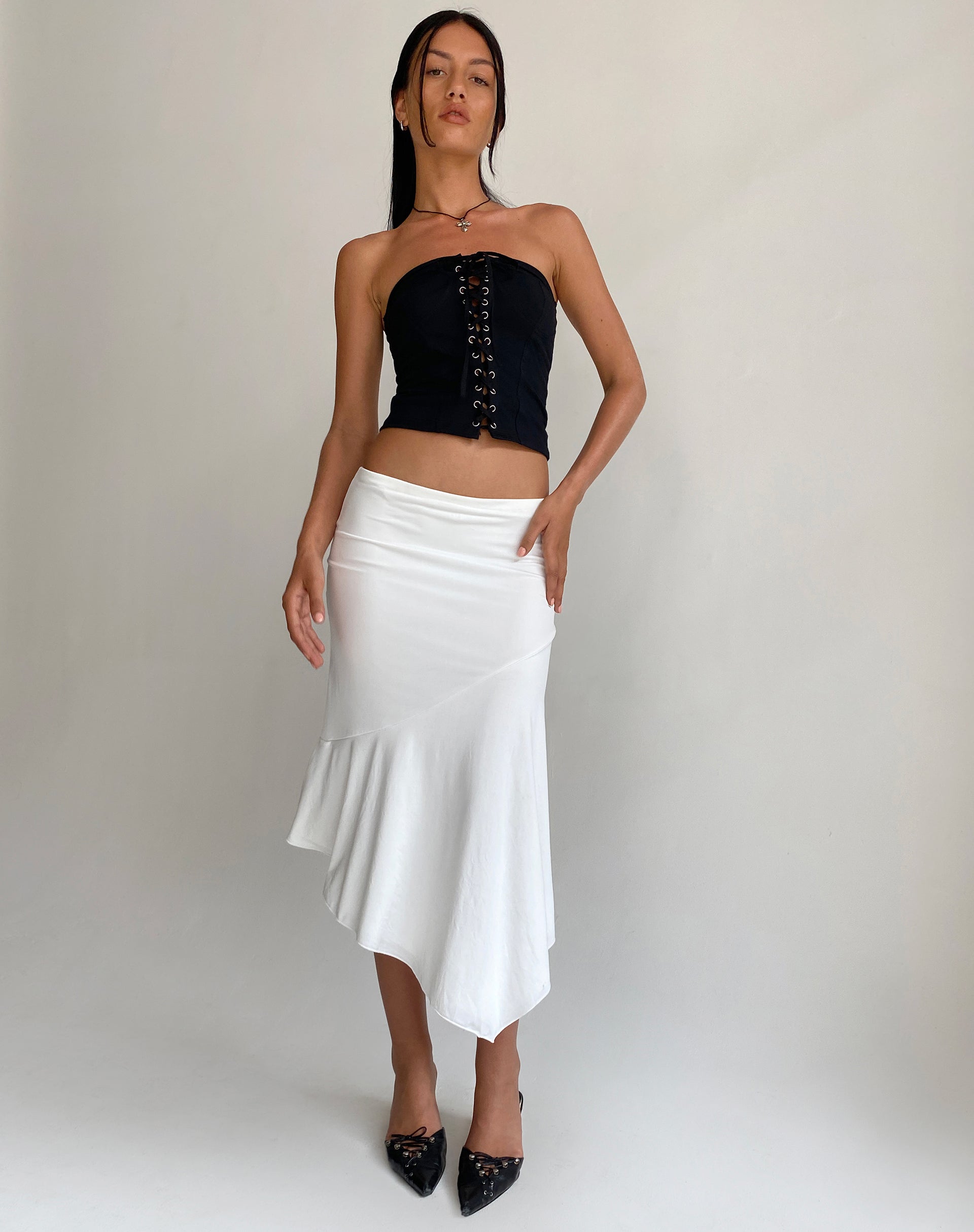 Imagen de Ziggy Lace Front Bandeau Top en Negro
