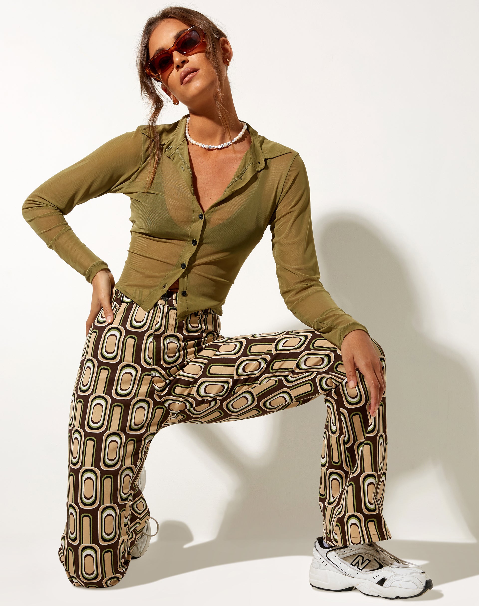 Imagen de Zoven Flare Trouser in Retro Spot Brown