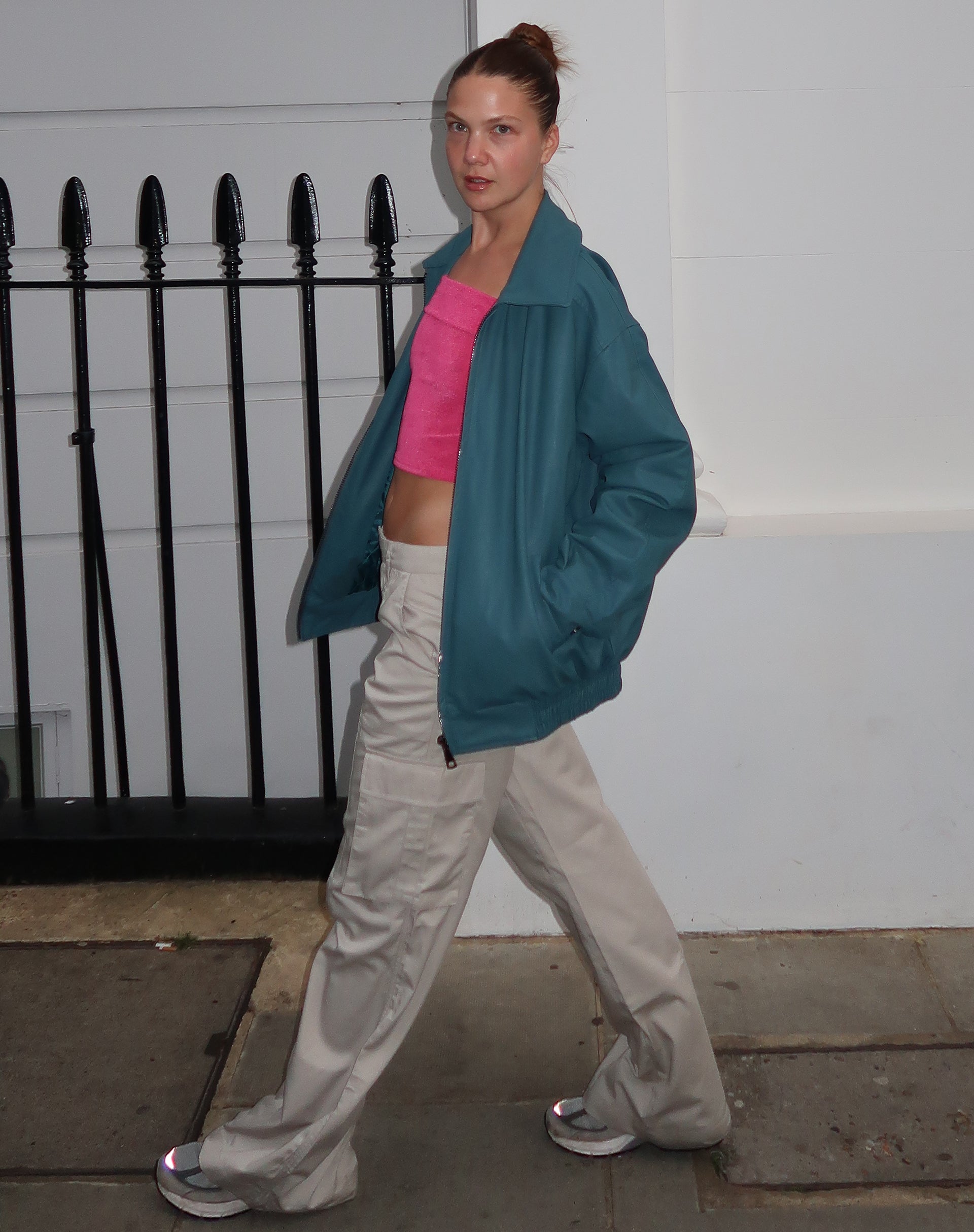 Imagen de MOTEL X JACQUIE Chaqueta Cavita en PU Gris Azul