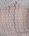 Malla de encaje gris plata