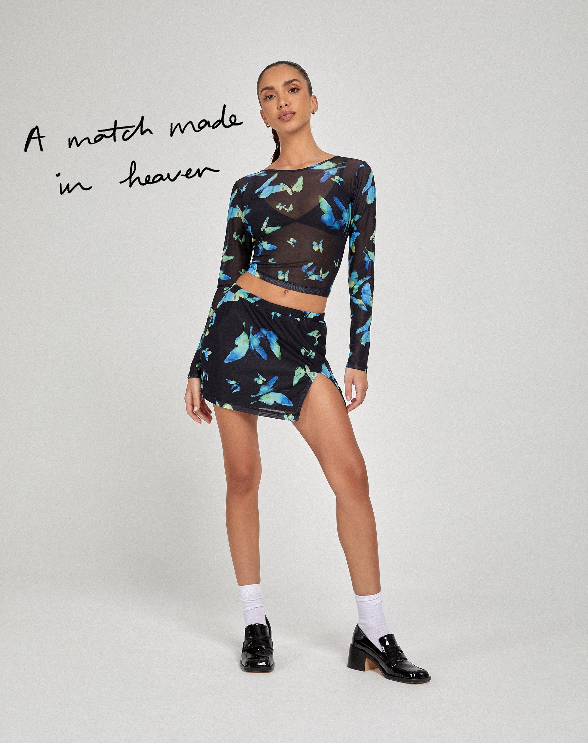 imagen de Elijah Long Sleeve Top in Butterfly Watercolour Black