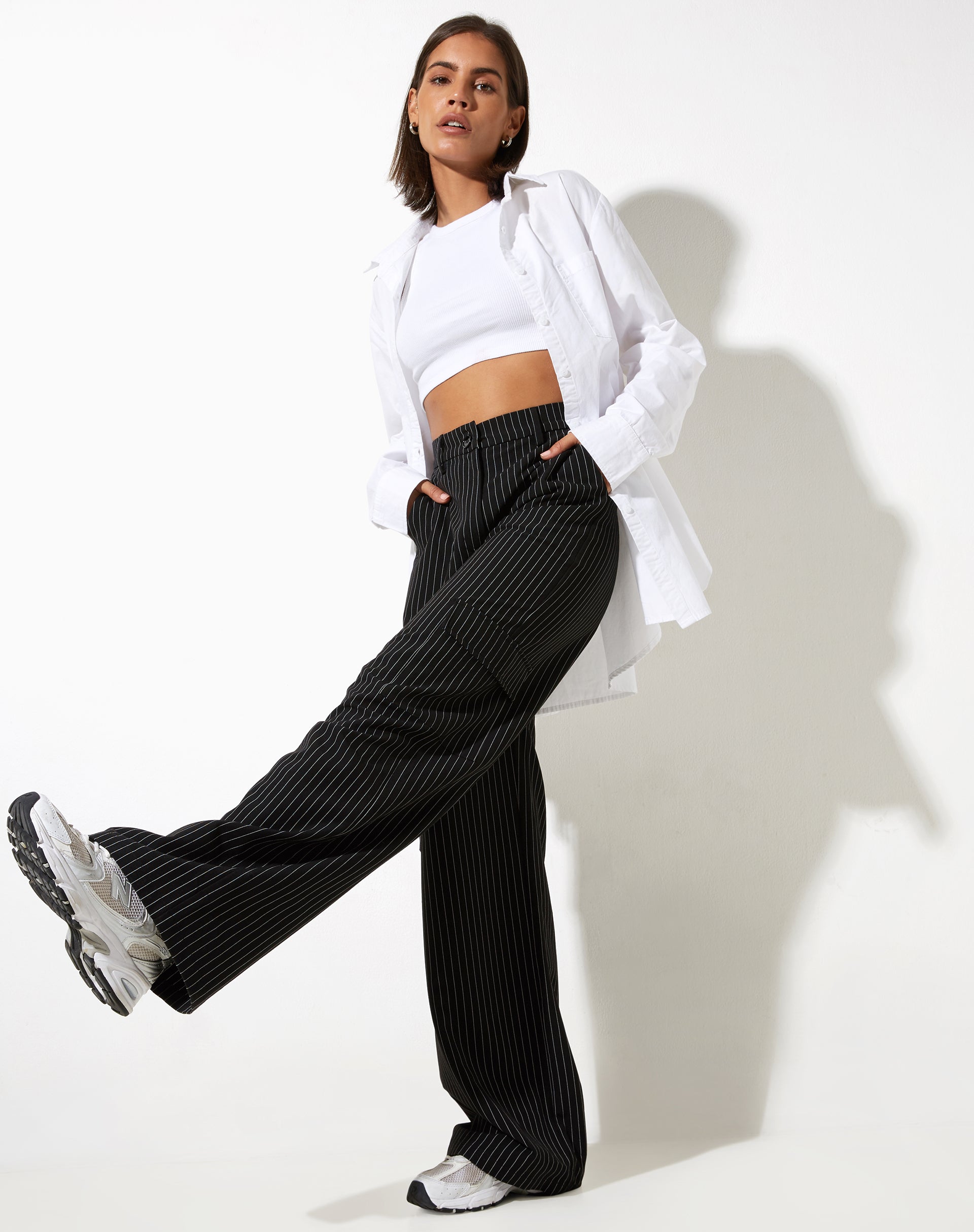 imagen de Abba Cargo Trouser en Pinstripe Black