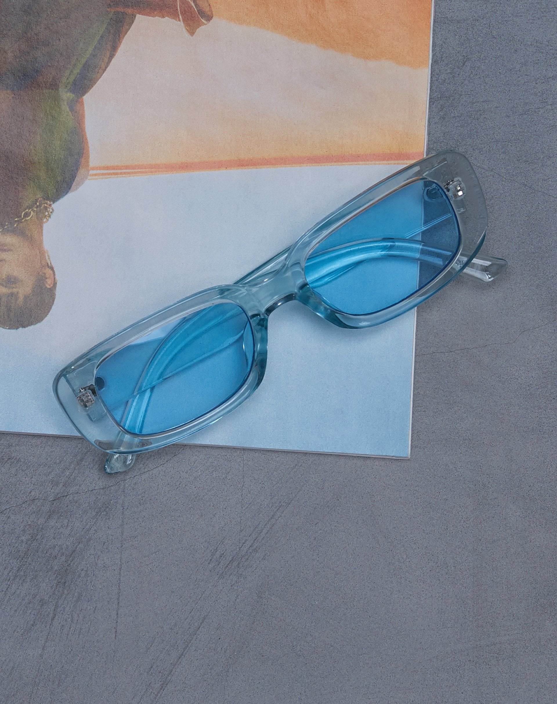 Imagen de las gafas de sol Versa en azul claro