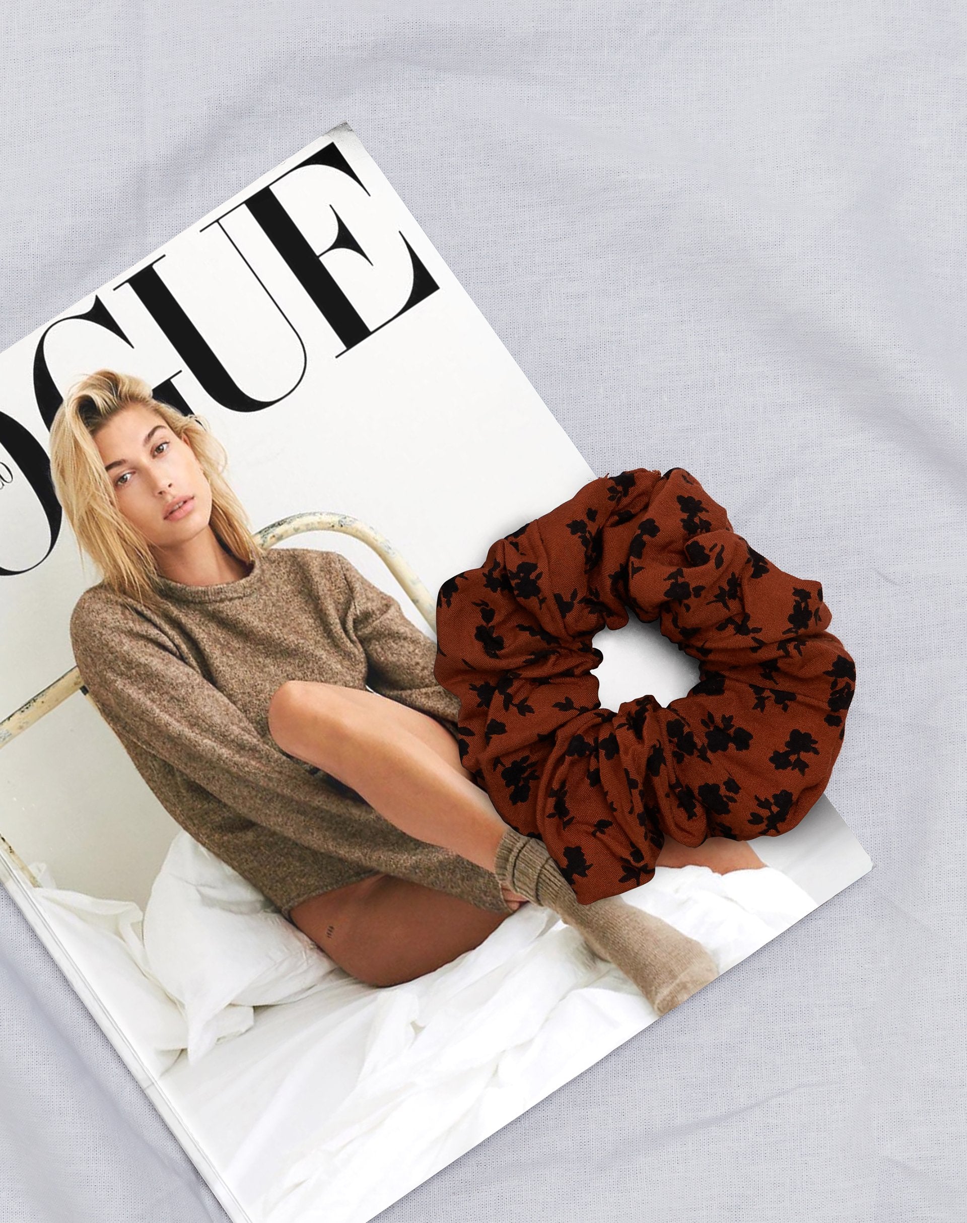 Imagen de Scrunchie en Dainty Daisy Bombay Brown