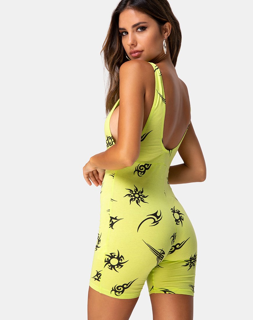 Acro unitard en verde con repetición tribal