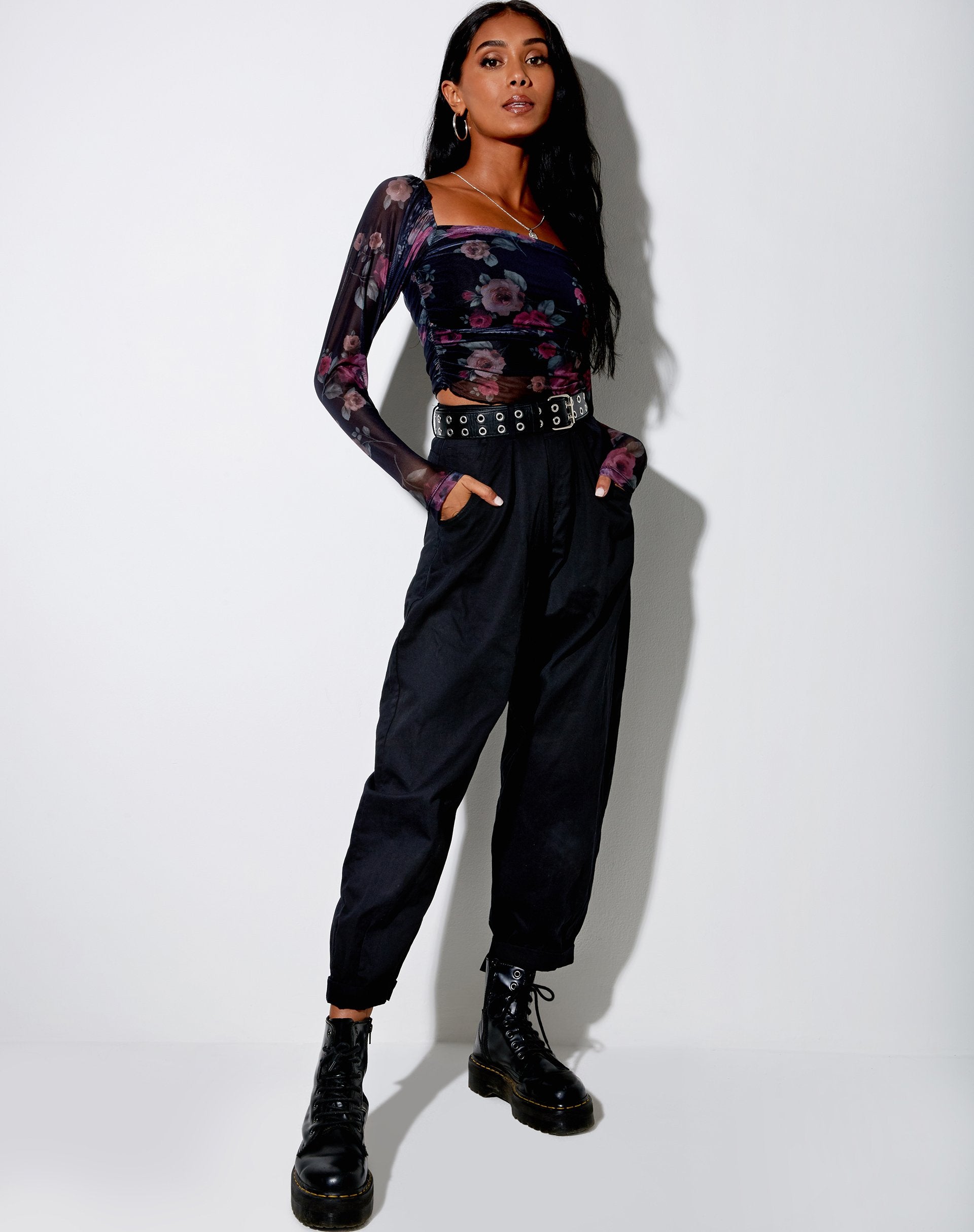 Imagen de Amara Crop Top en Gothic Rose