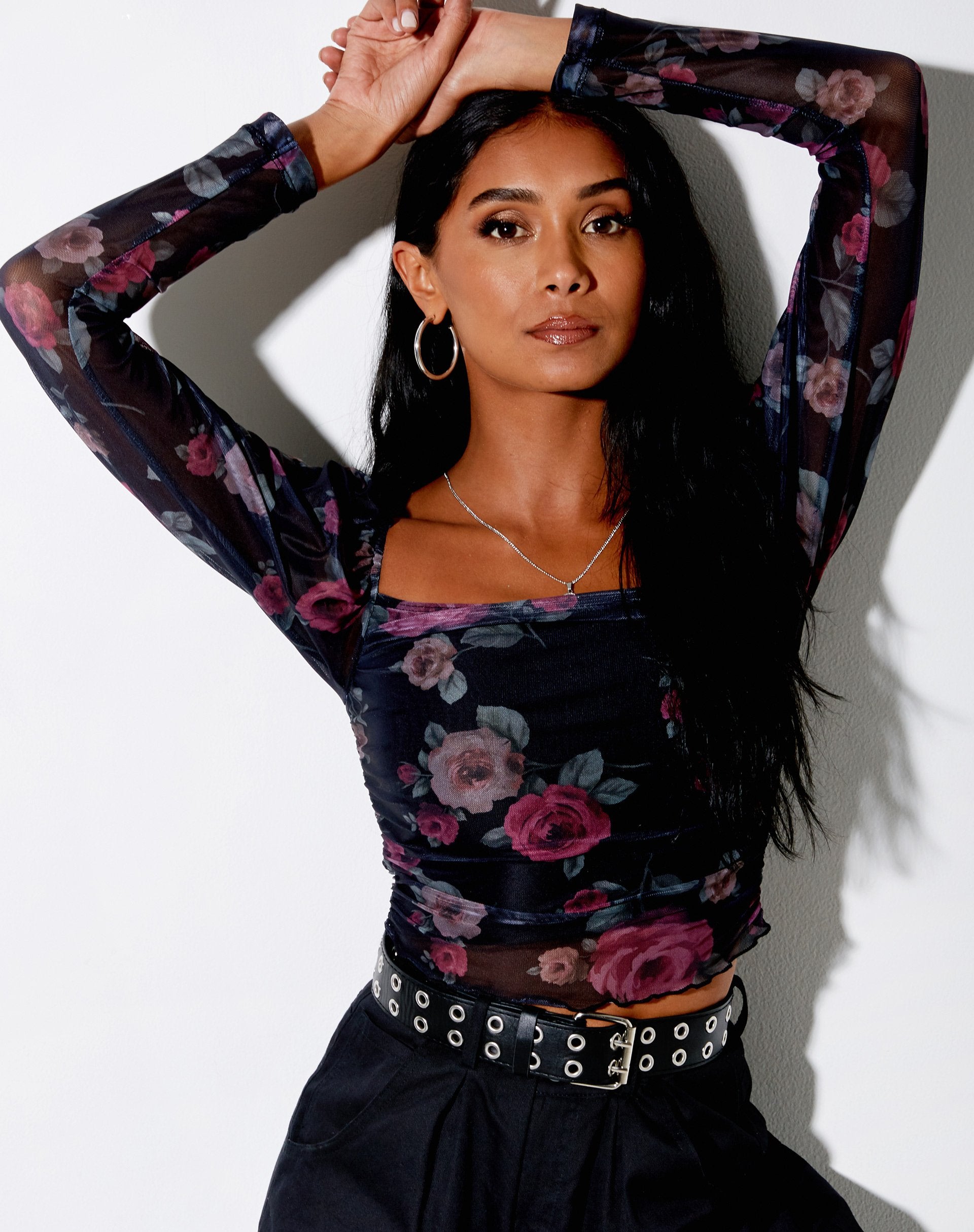 Imagen de Amara Crop Top en Gothic Rose