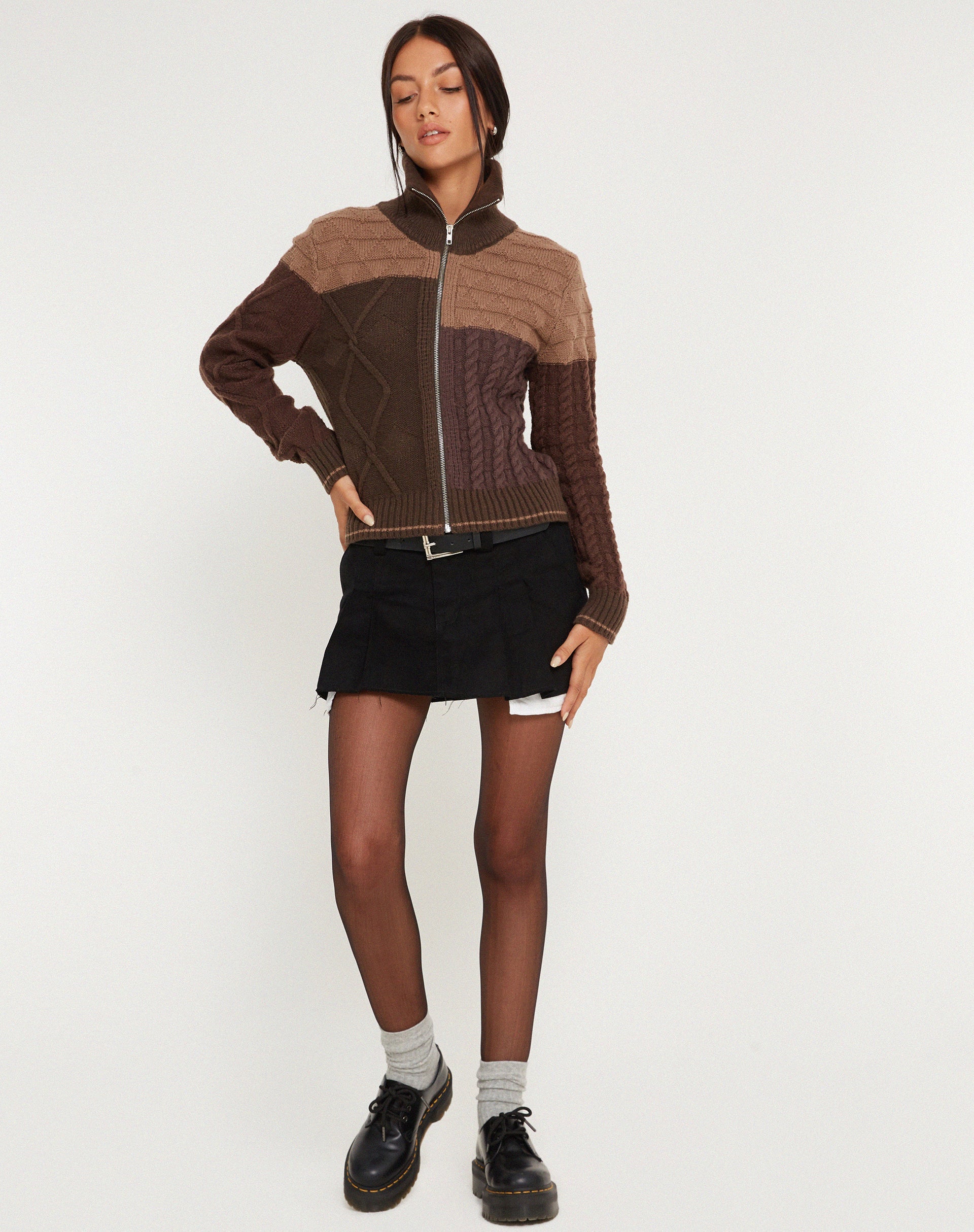 imagen de la chaqueta de punto Arelius en marrón tonal