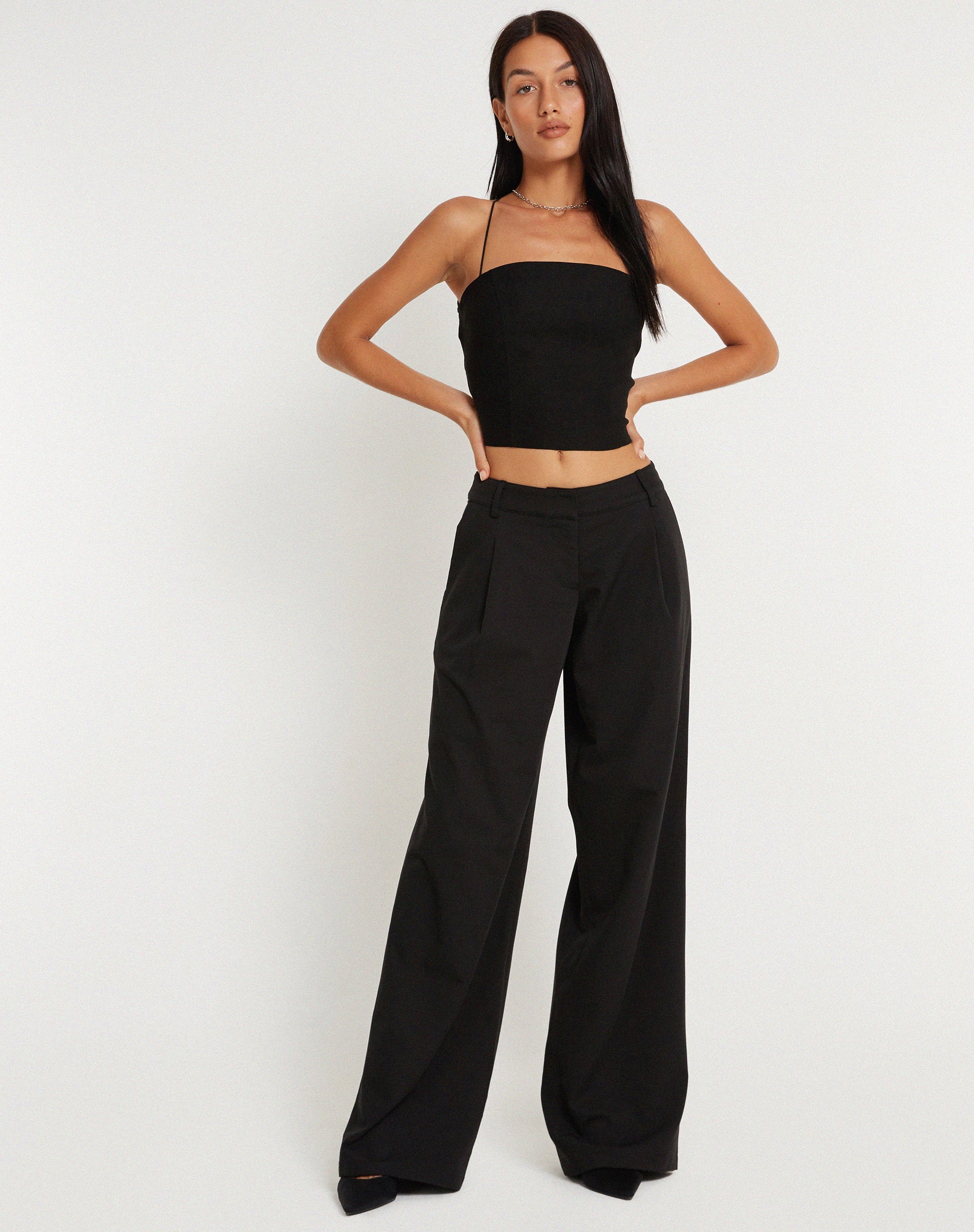 Imagen de Ariana Crop Top en negro