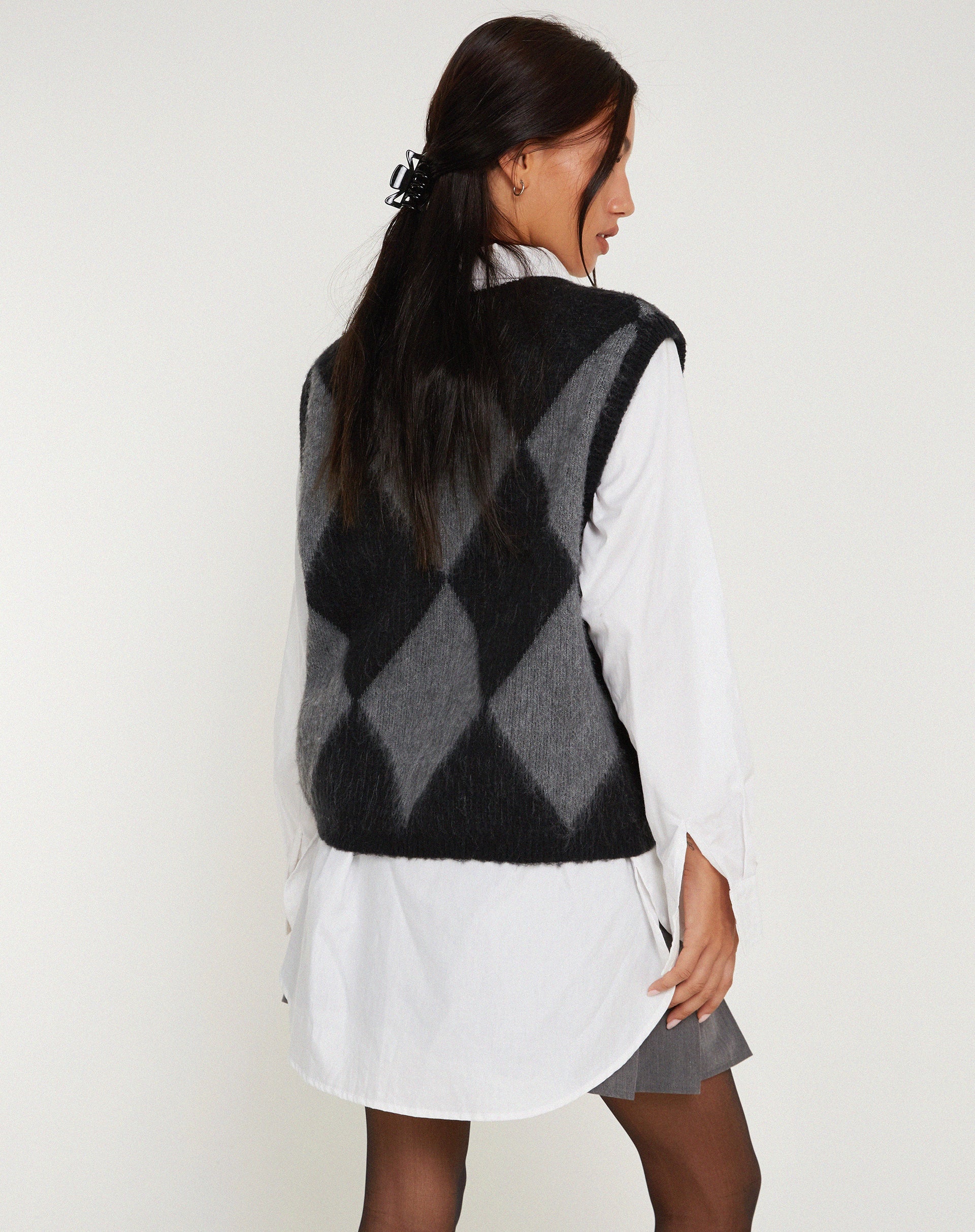 imagen de Arisa Sweater Vest en gris arlequín y negro
