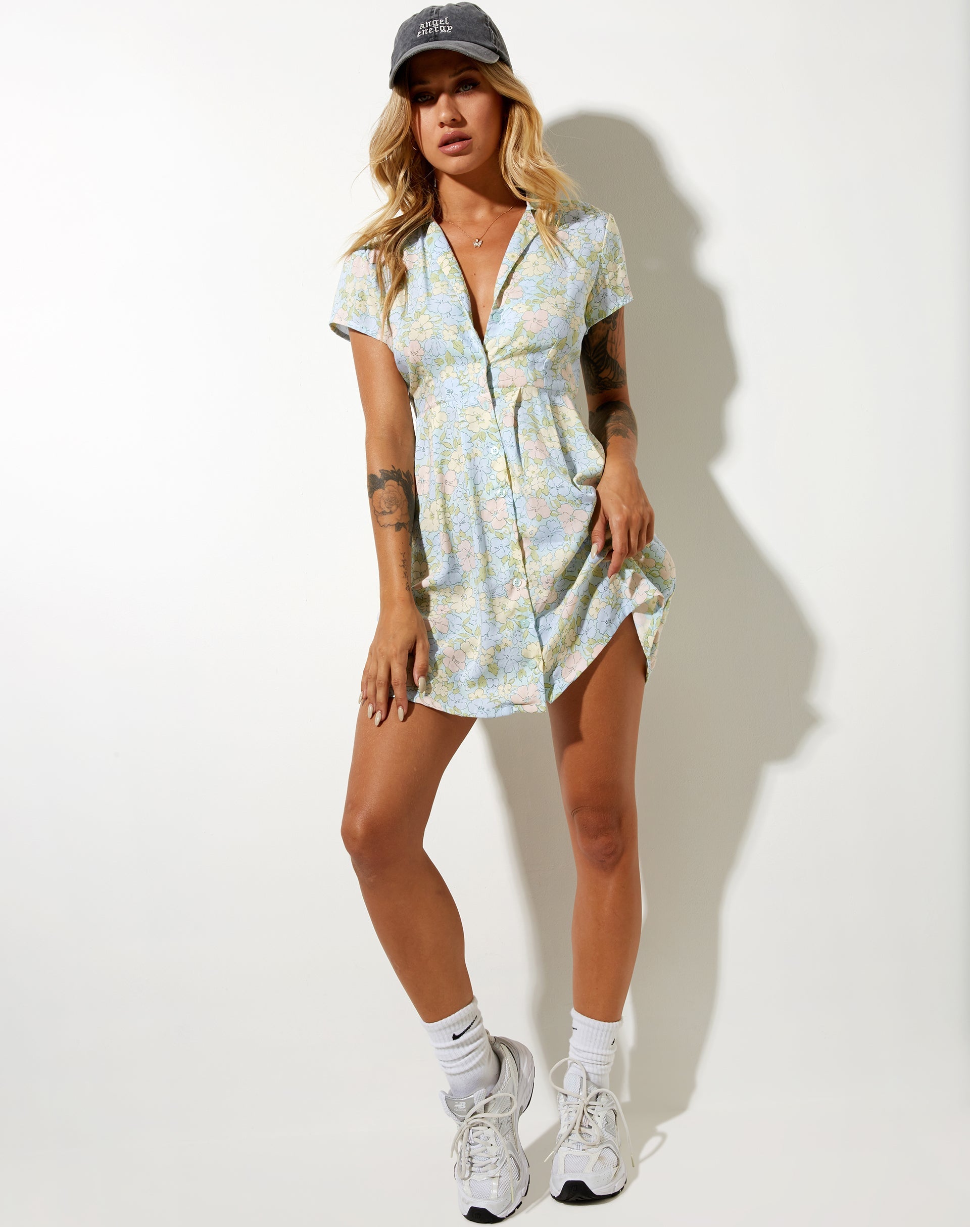 Imagen de Arte Mini Dress in Washed Out Pastel Floral
