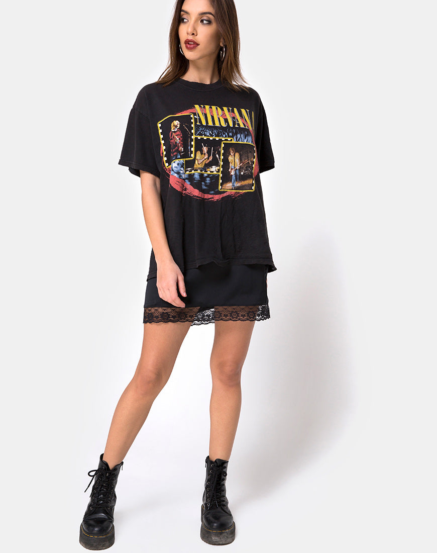 Imagen de Balace Slip Dress en raso negro con encaje negro