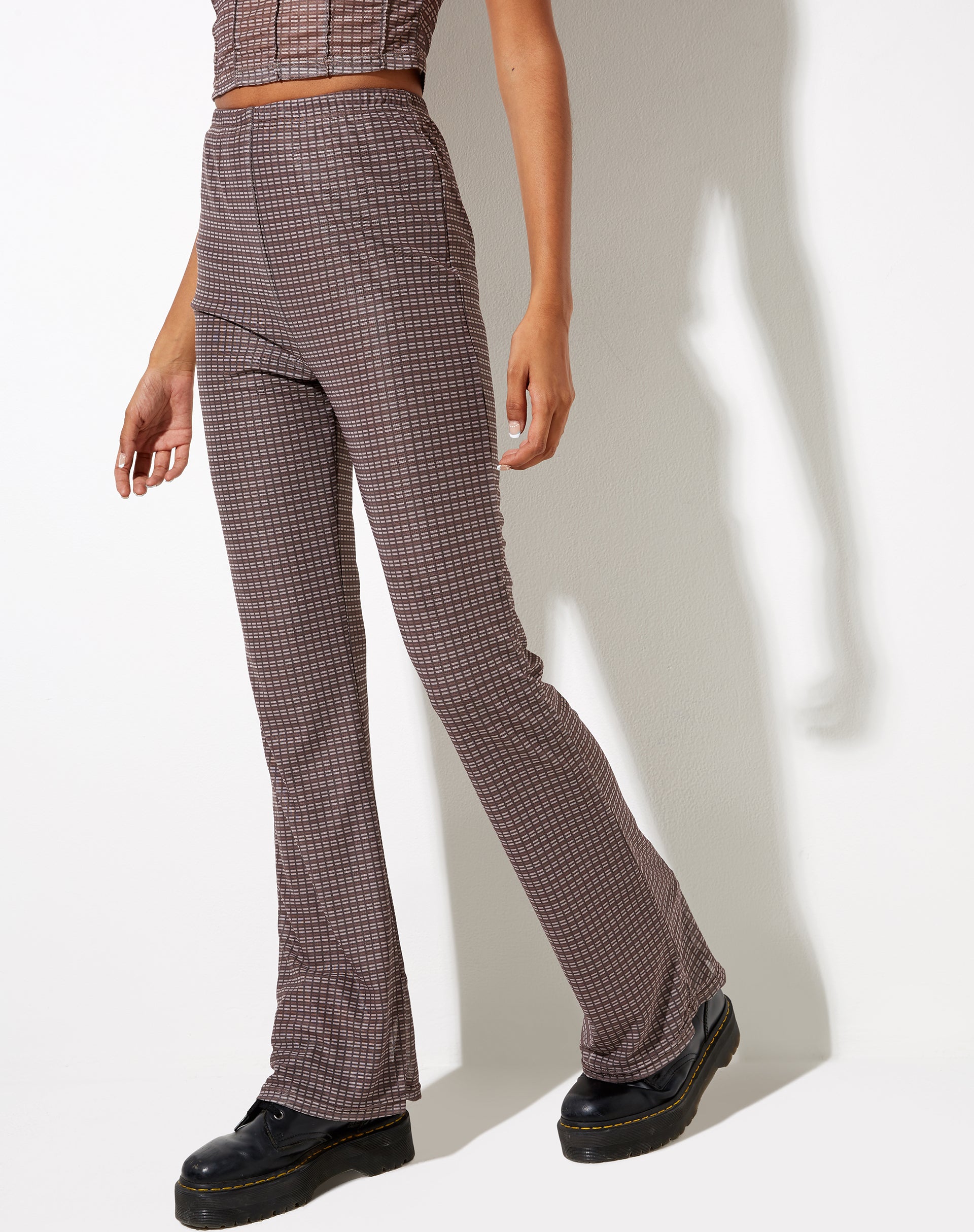 Imagen de Herly Flare Trouser with Lining in Mini Check Chocolate