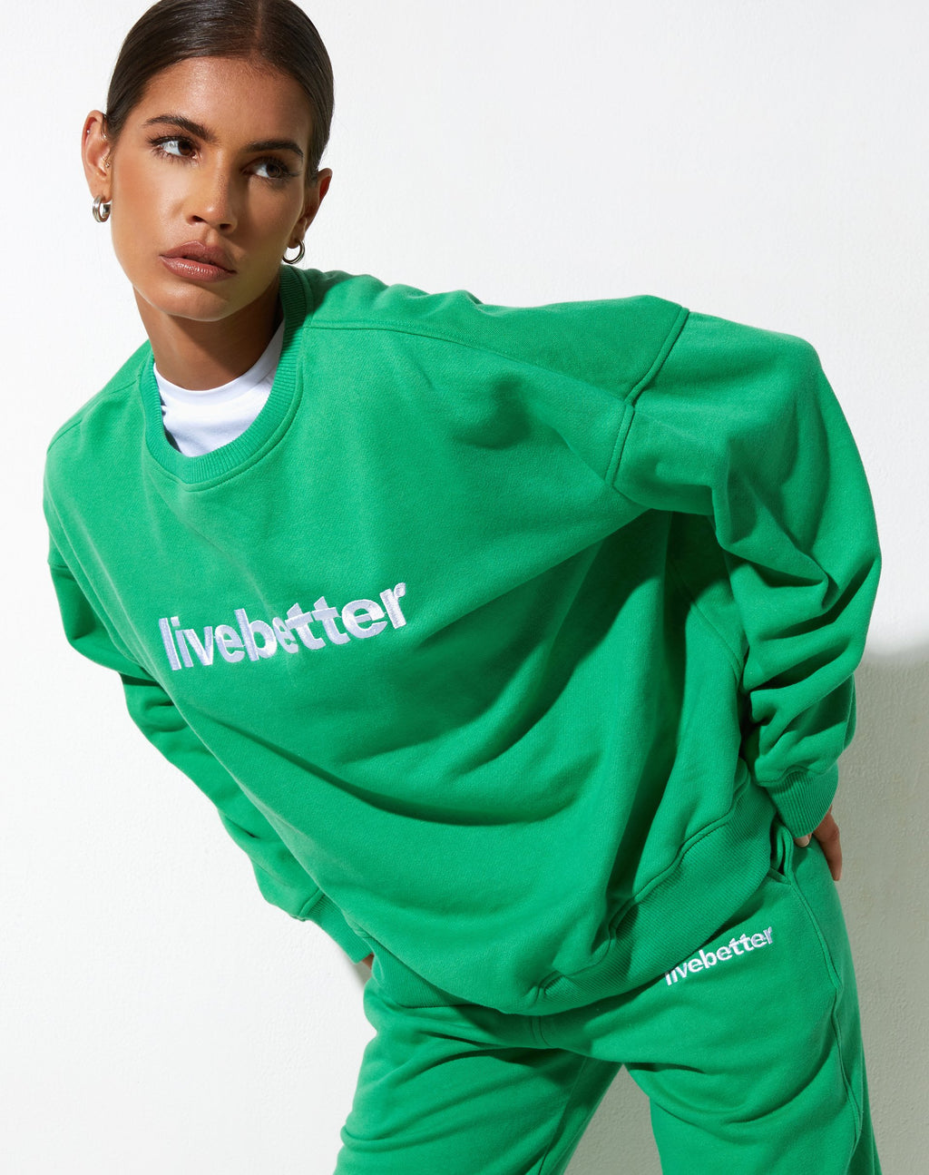 Sudadera Ted en verde divertido con bordado "Live Better