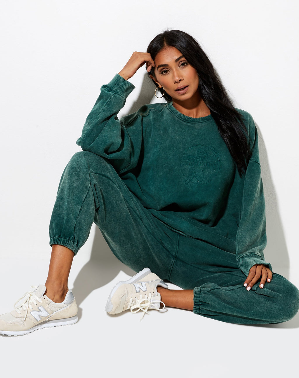 Sudadera Glo en verde lavado 'Angel Energy' Cherub Embro